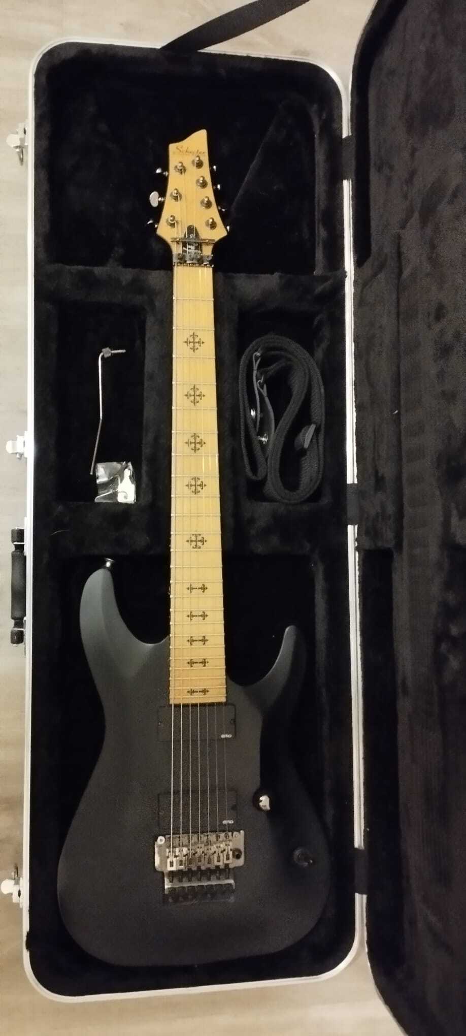Vends Schecter Loomis 7 FR