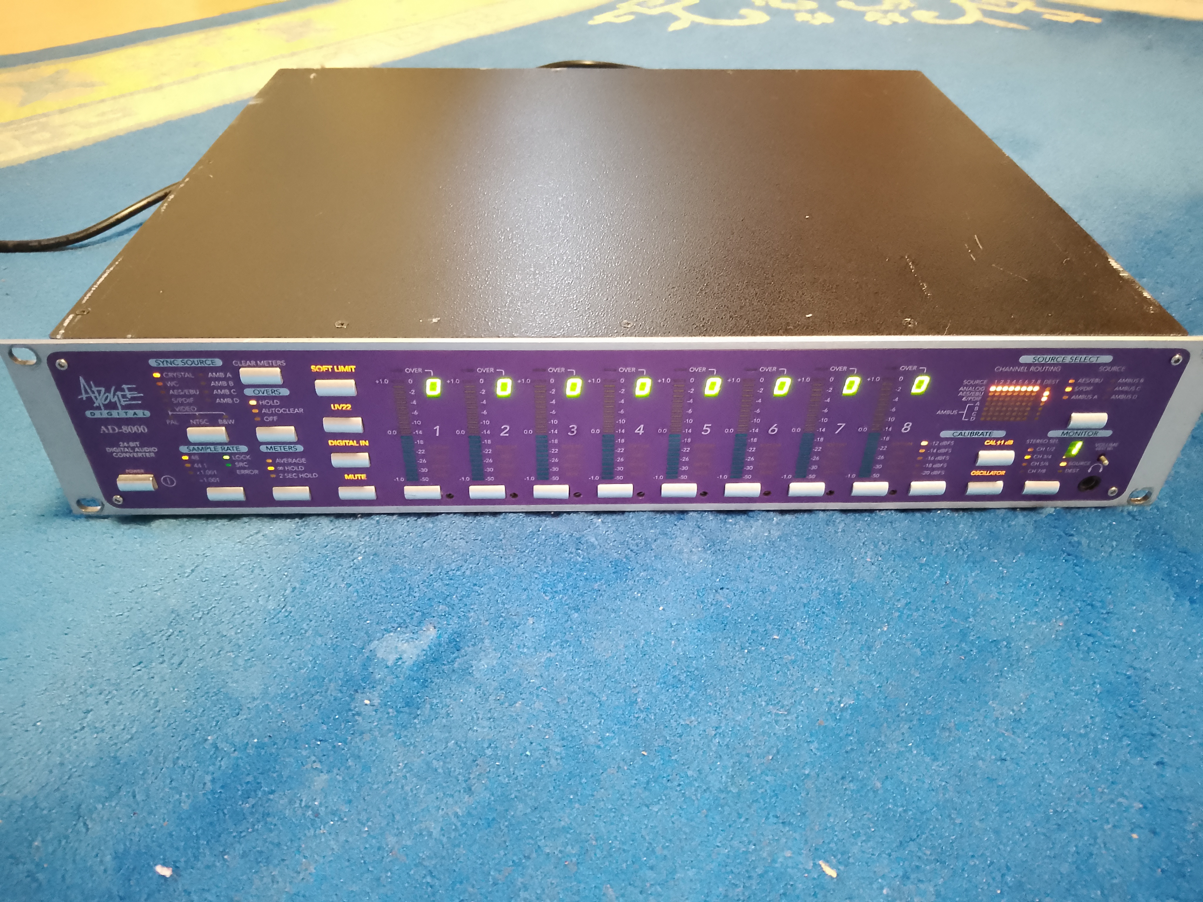 Apogee AD-8000 (80149)