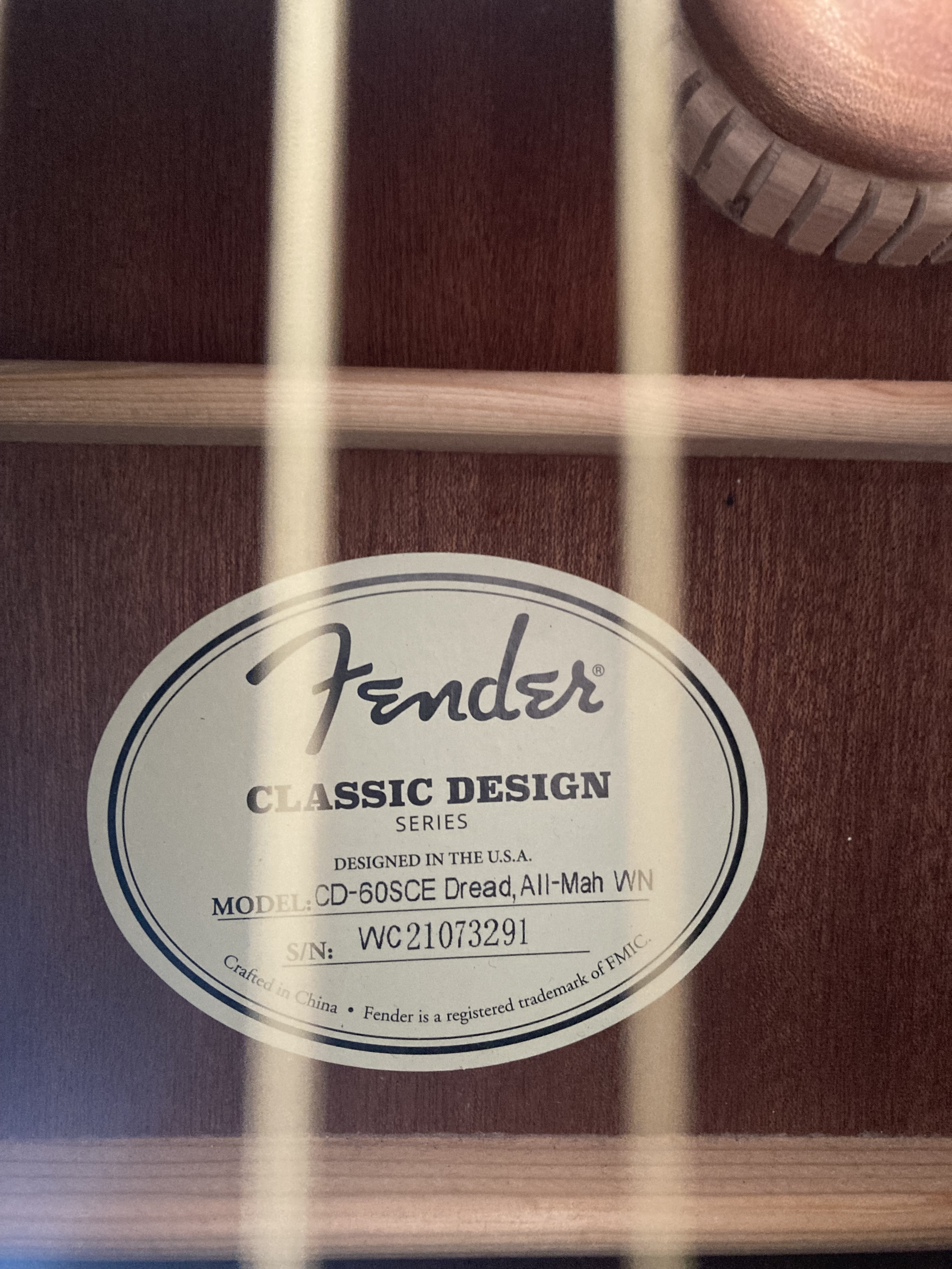 Fender CD-60SCE (78602)