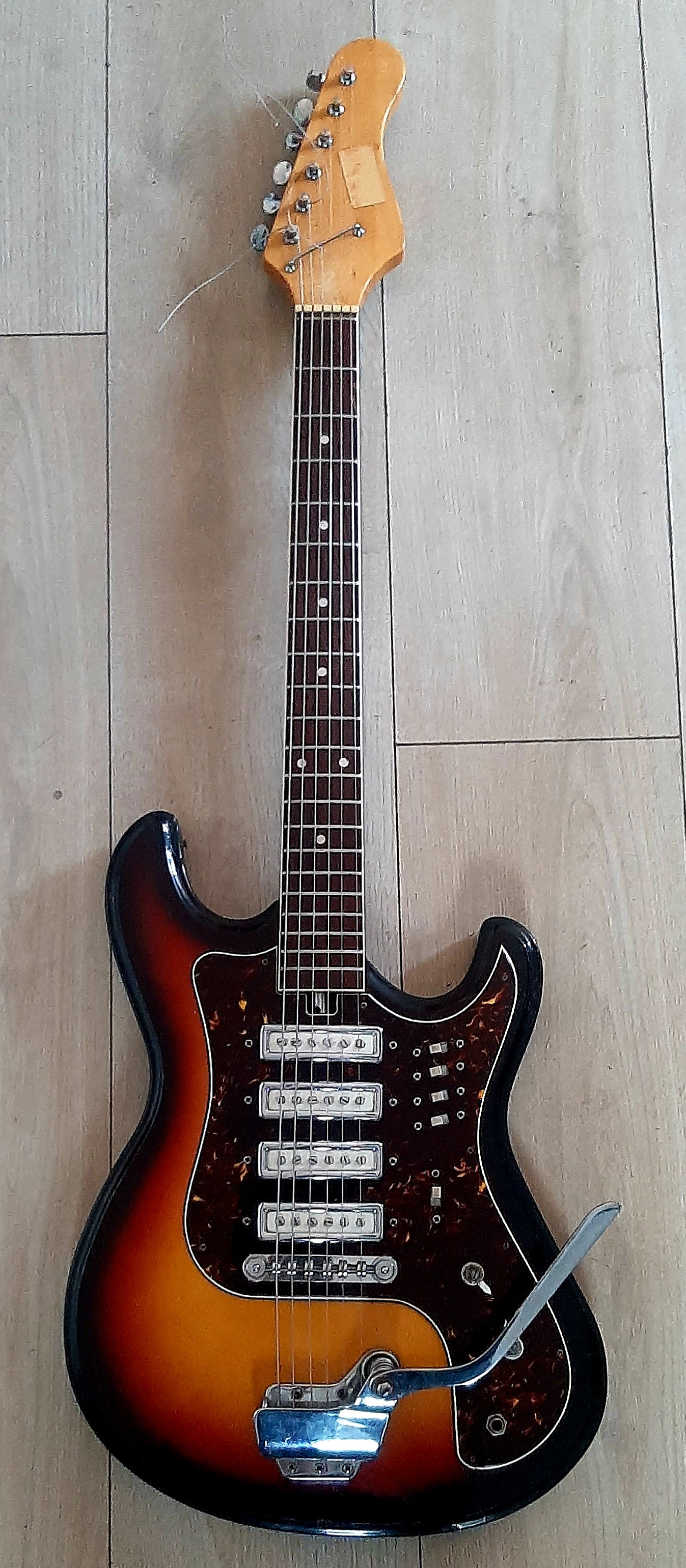 Guitare électrique vintage Teisco eg-4t années 60/70 japan