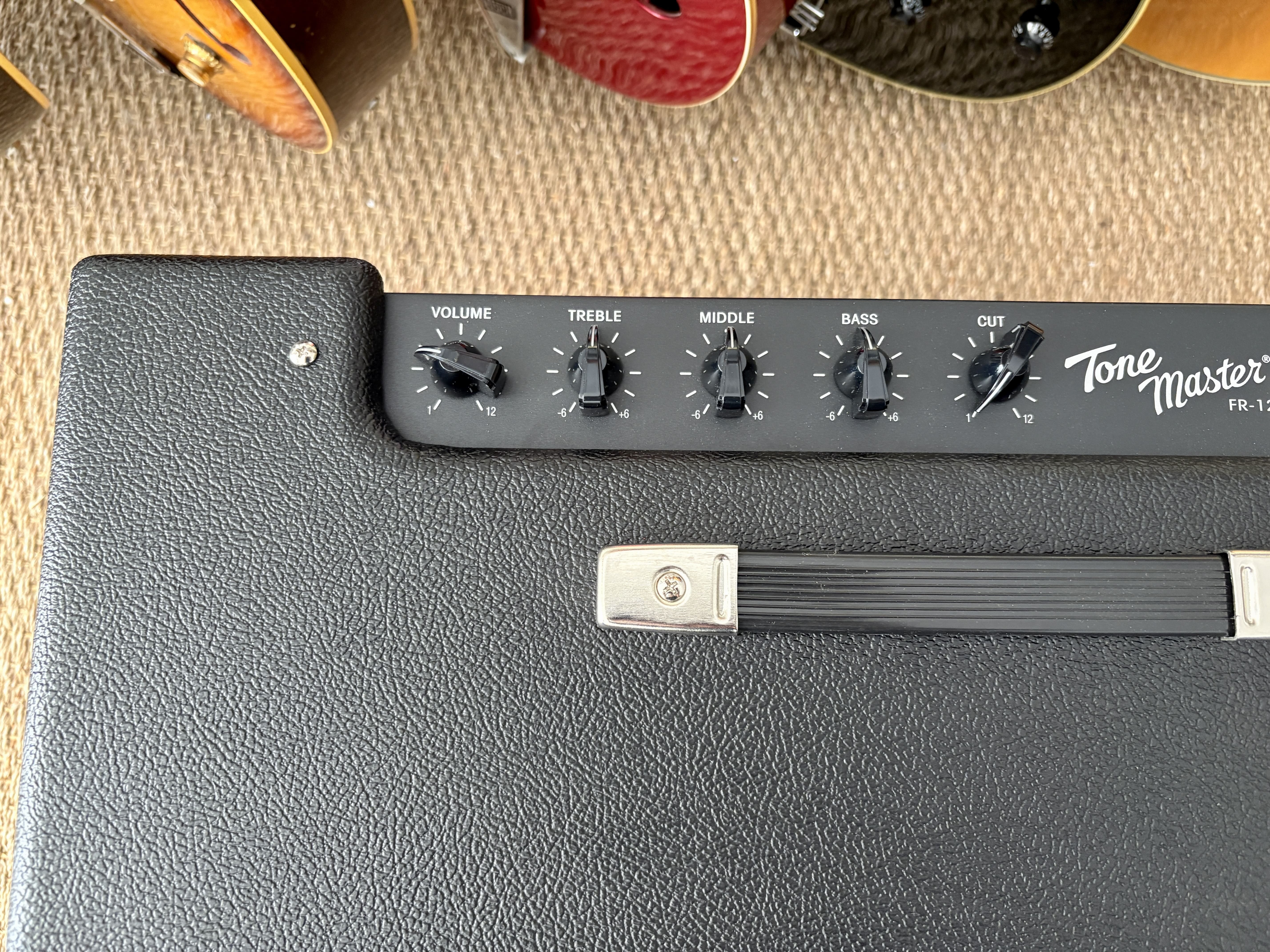 Fender Tone Master FR-12 (60150)