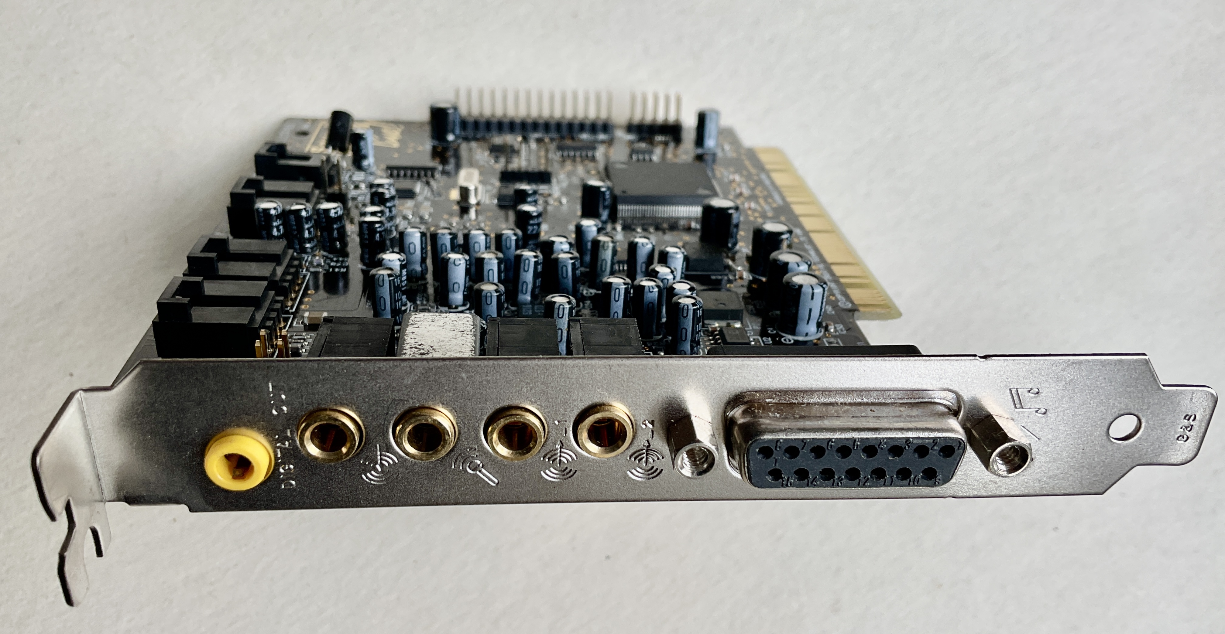 Creative Labs Sound Blaster Live! 5.1 (33378)