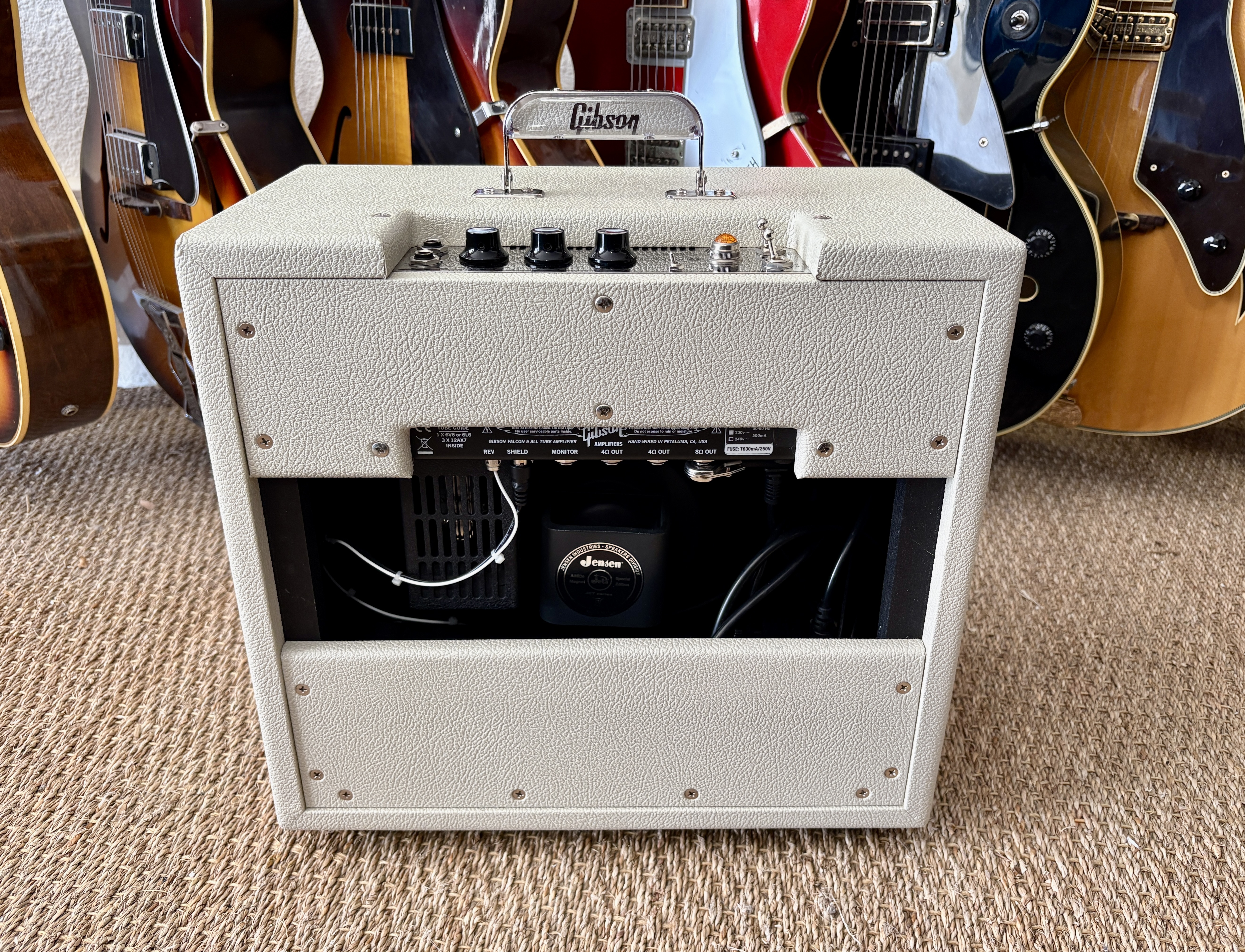 Gibson Falcon 5 (71797)