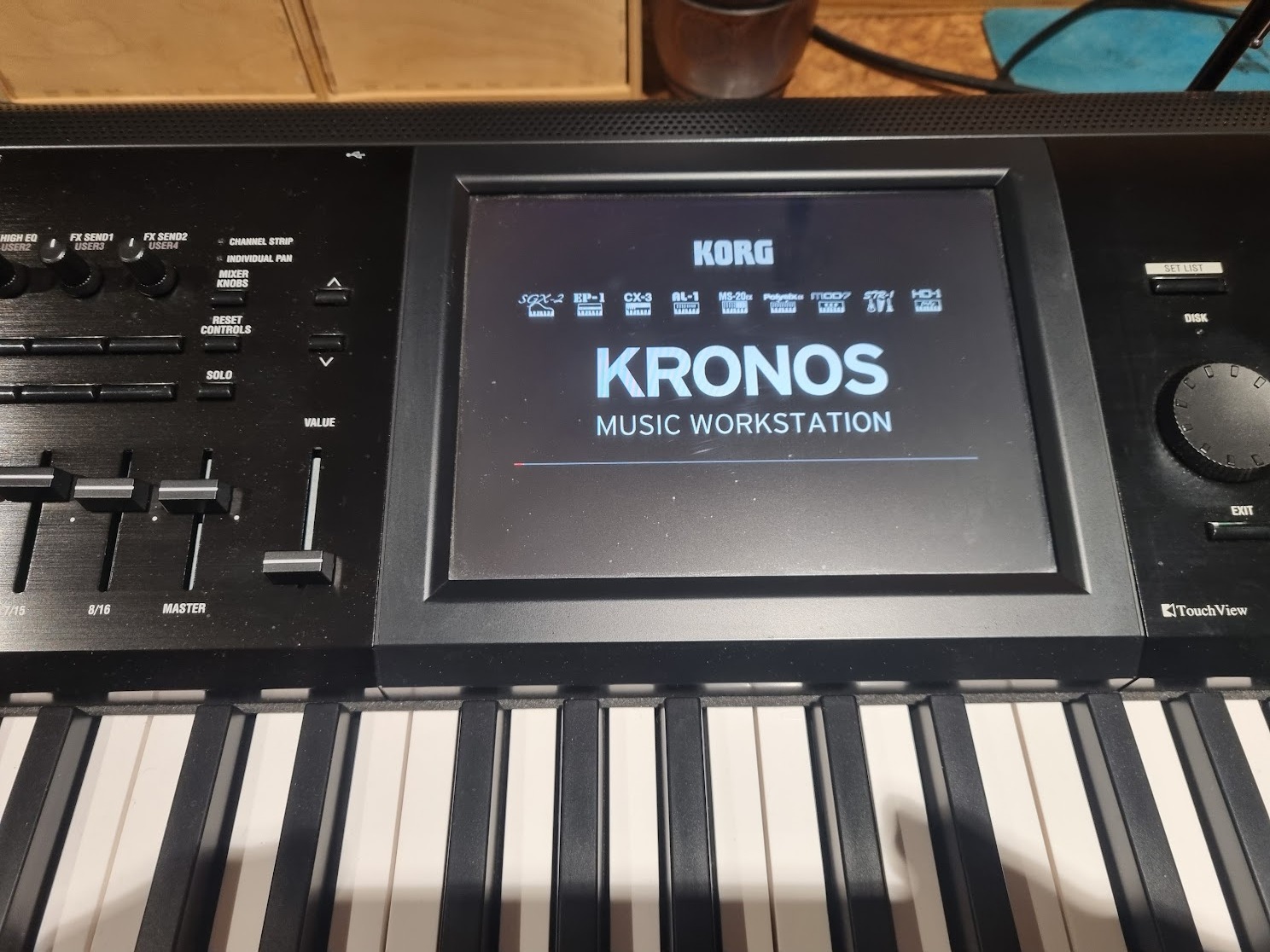 Korg Kronos 2 73 (56859)