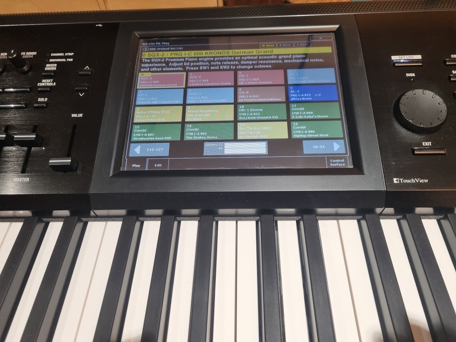 Korg Kronos 2 73 (36301)