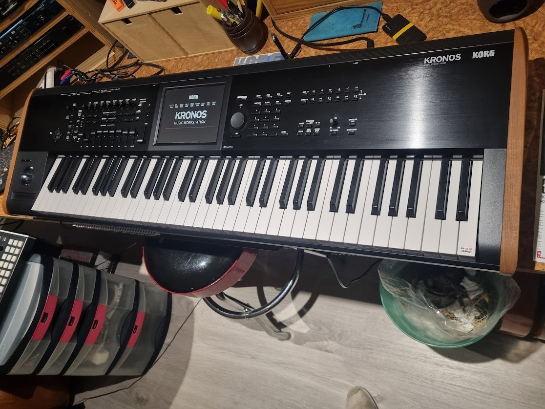Korg Kronos 2 73 (30544)