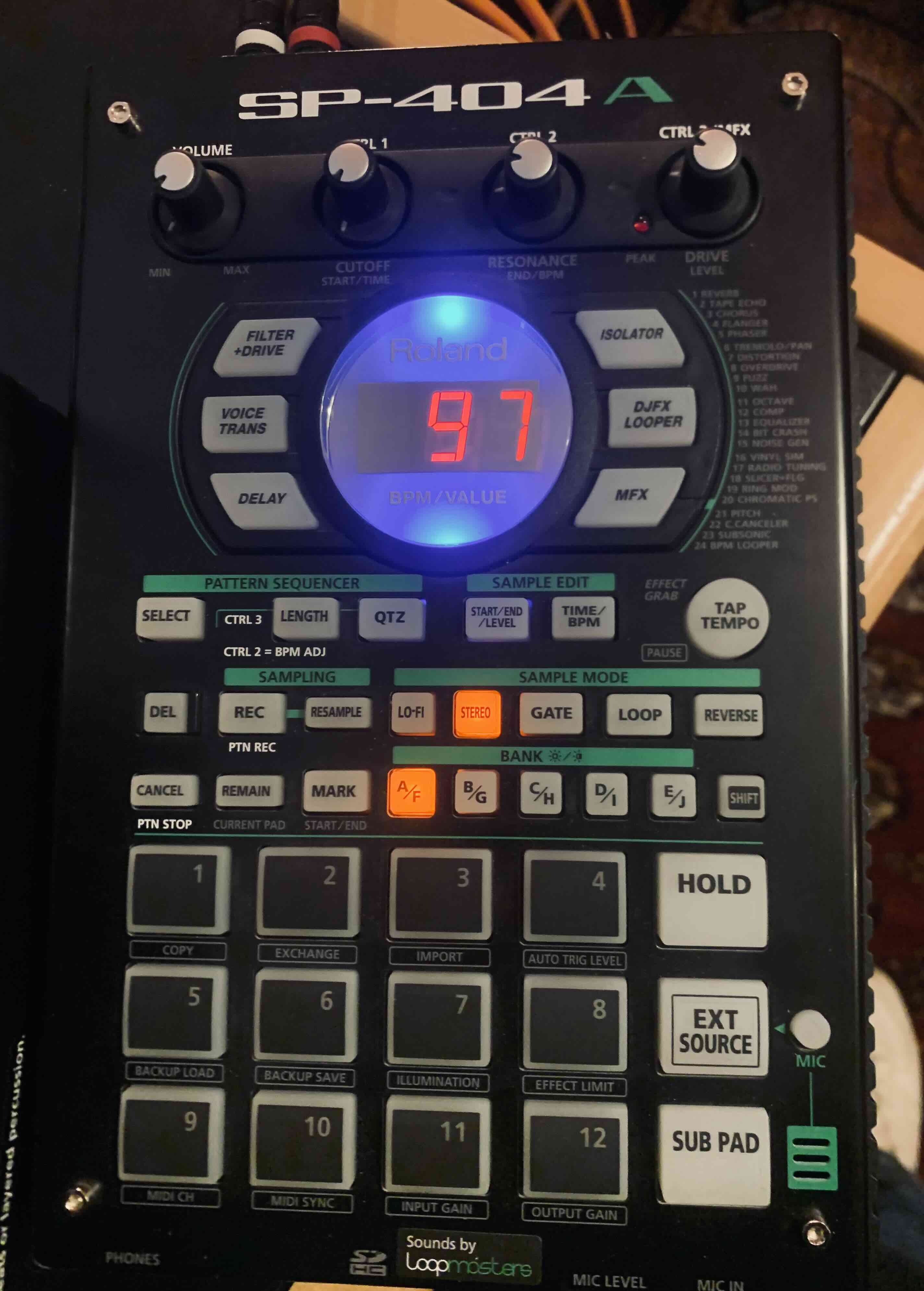 Vends Roland SP-404A