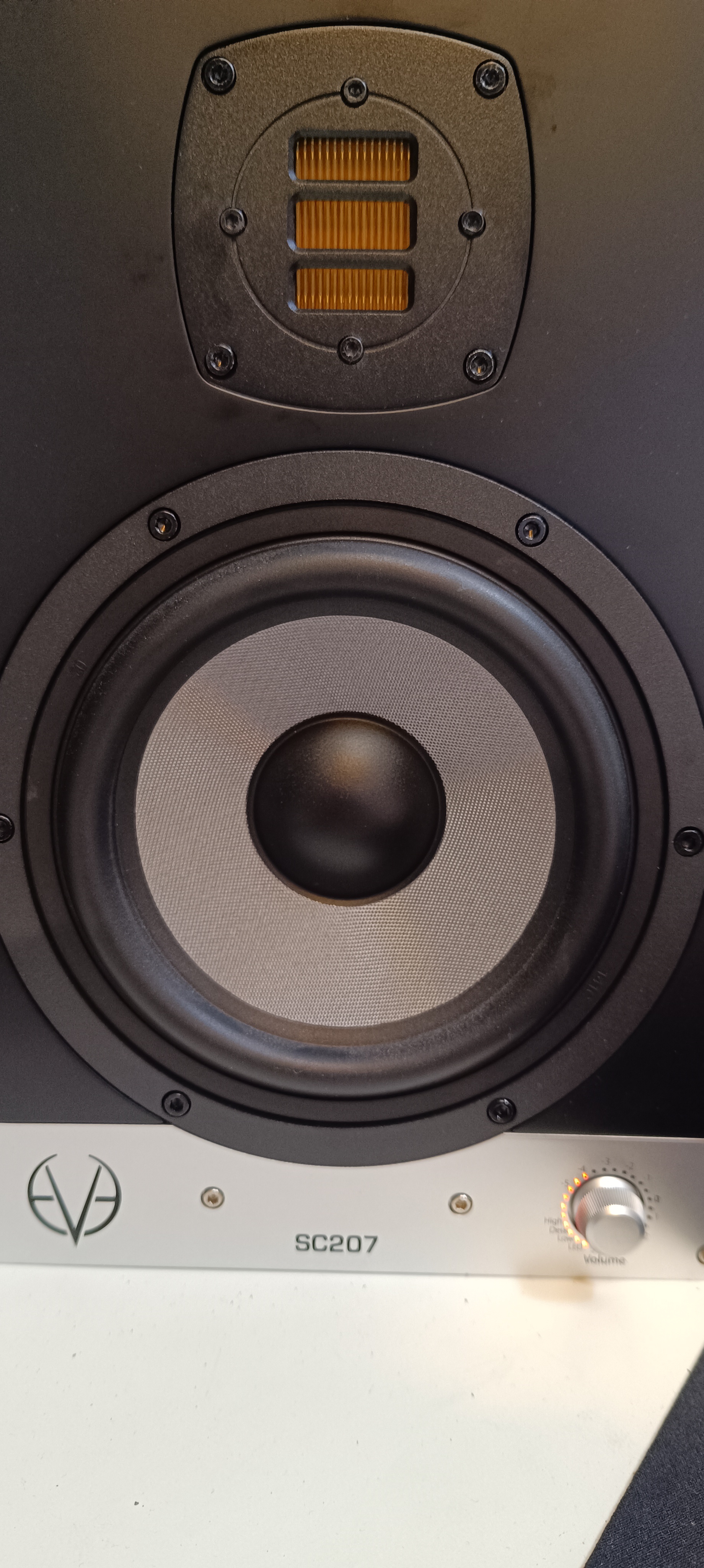 sc207 tweeter abimé