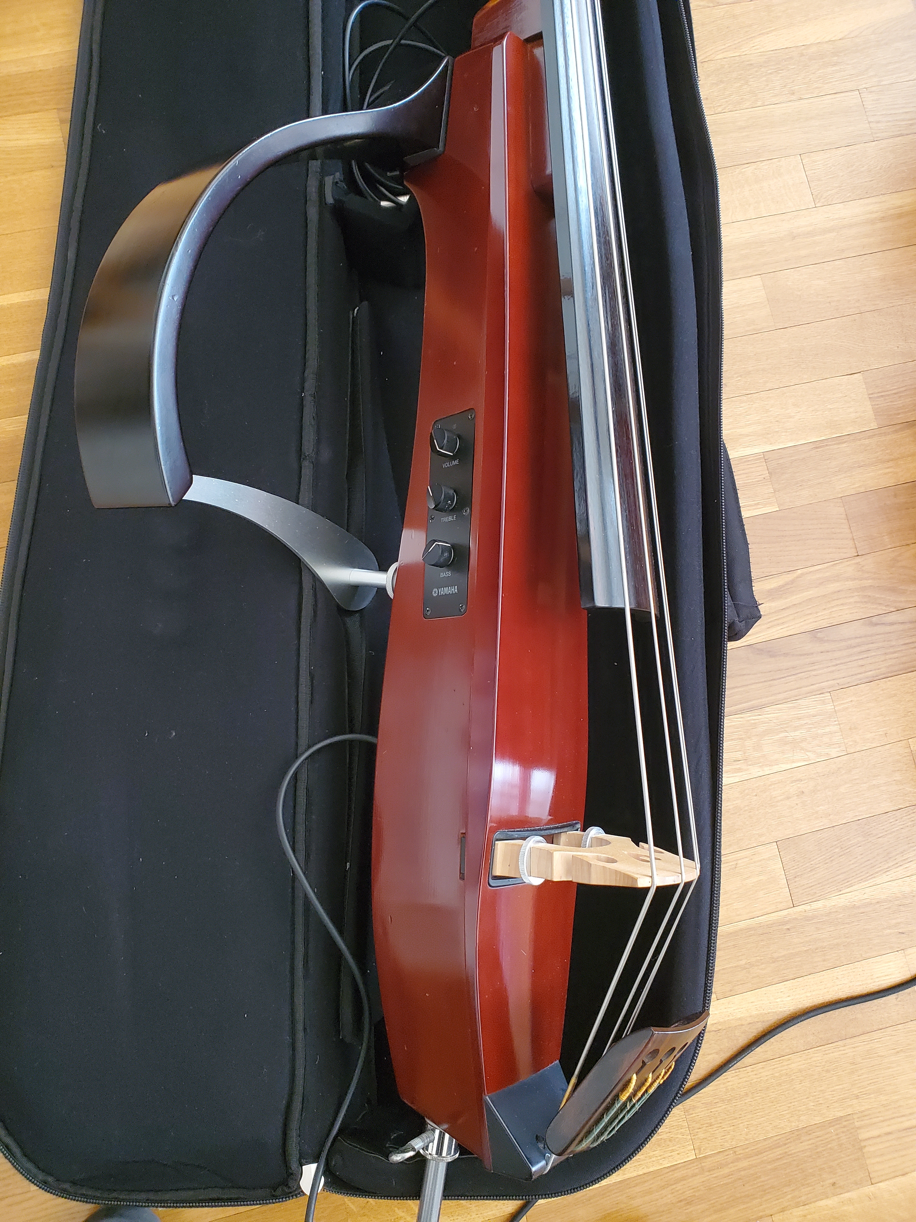 contrebasse Yamaha slb 200