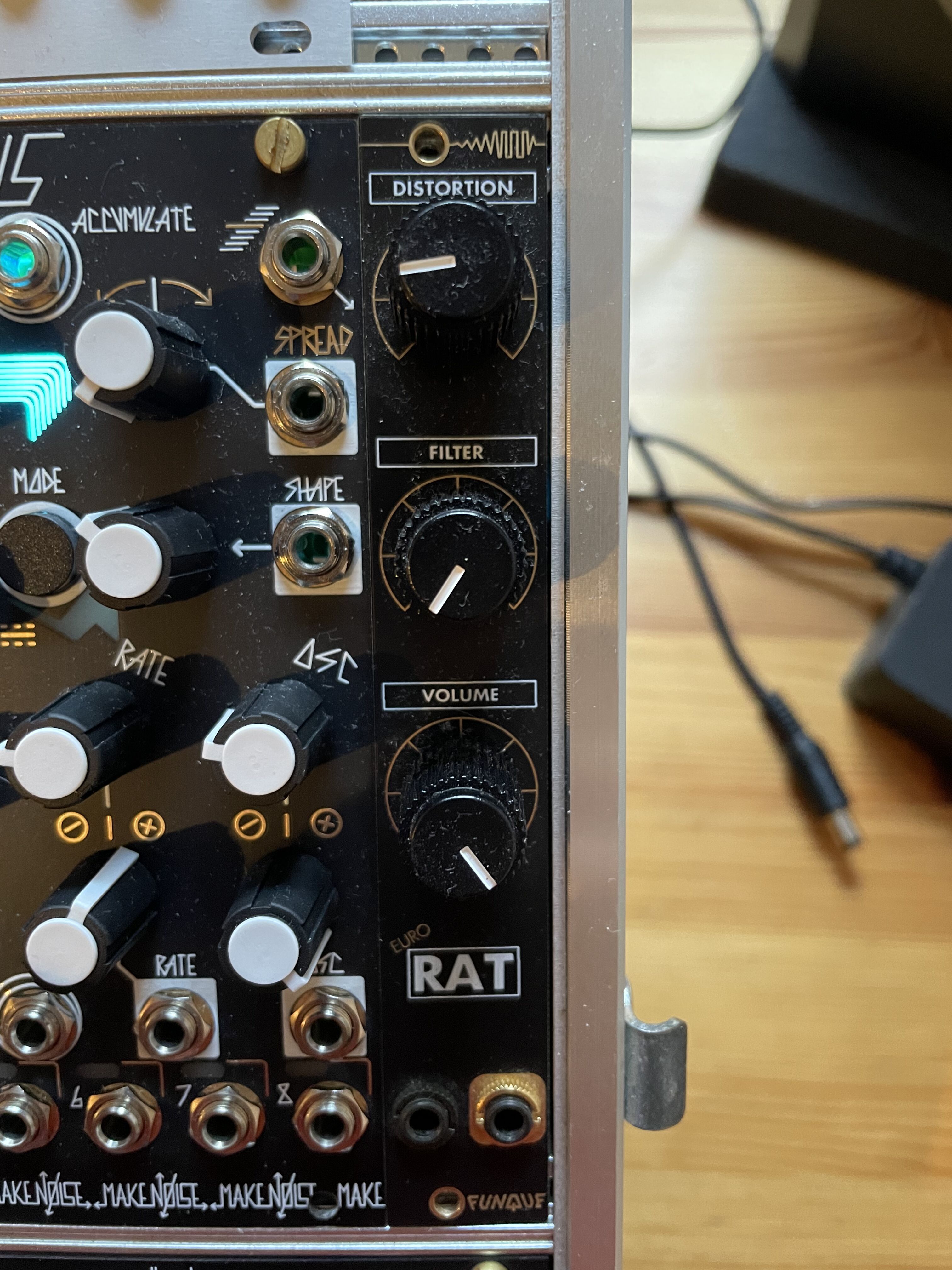 RAT distortion modulaire ( Funque mod )