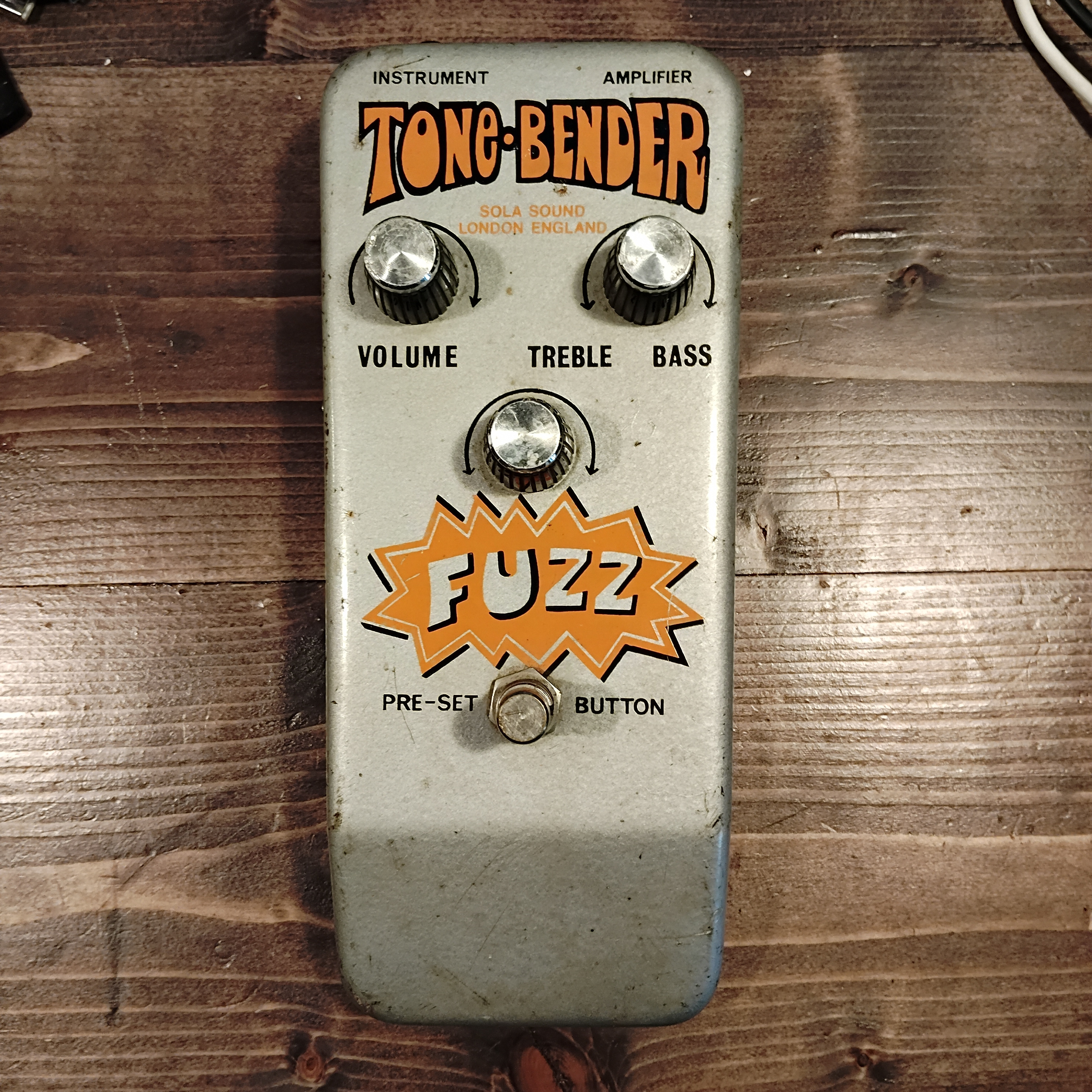 vend Sola Sound tone-bender Fuzz