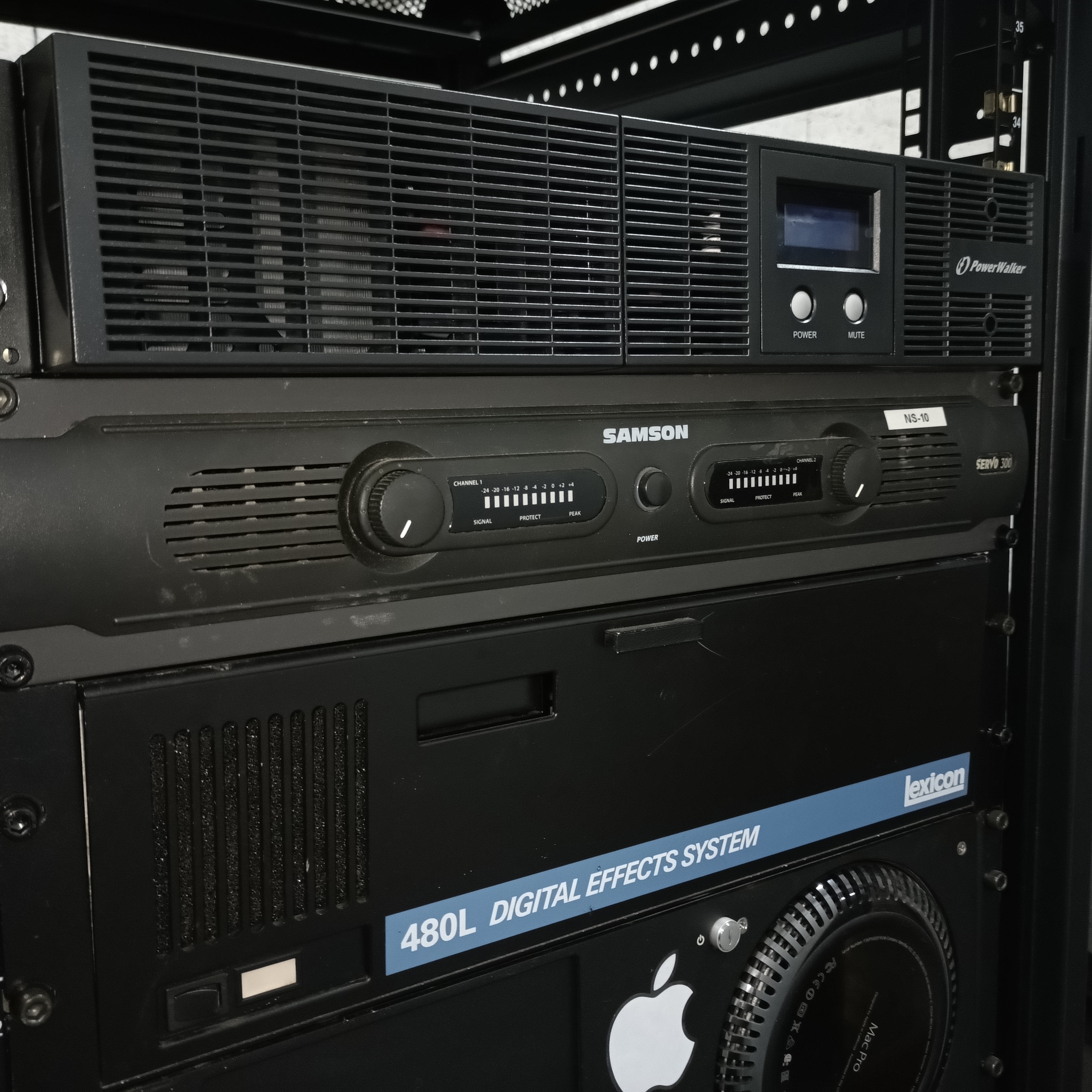 Samson servo 300