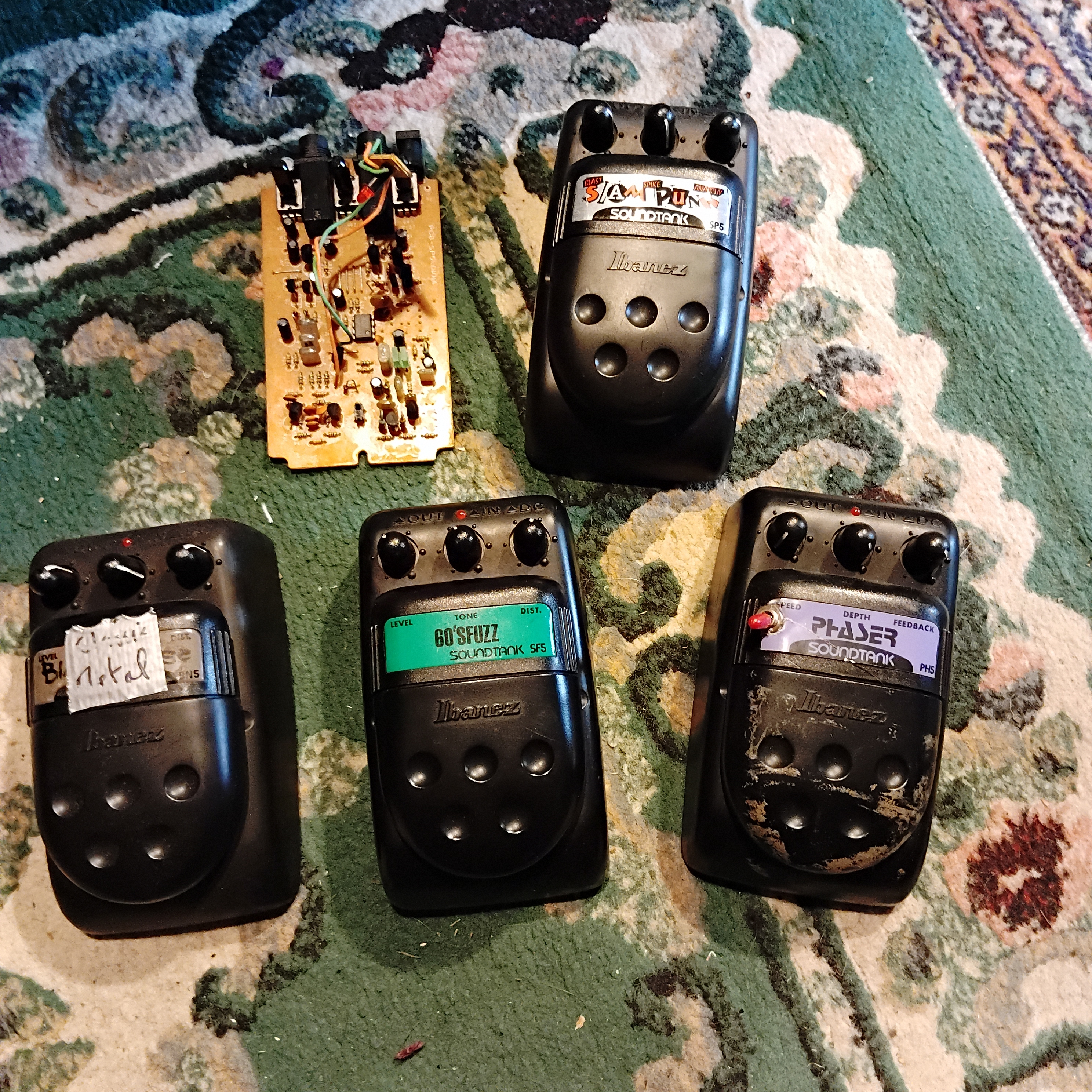 vend lot de 4 pédales soundtank