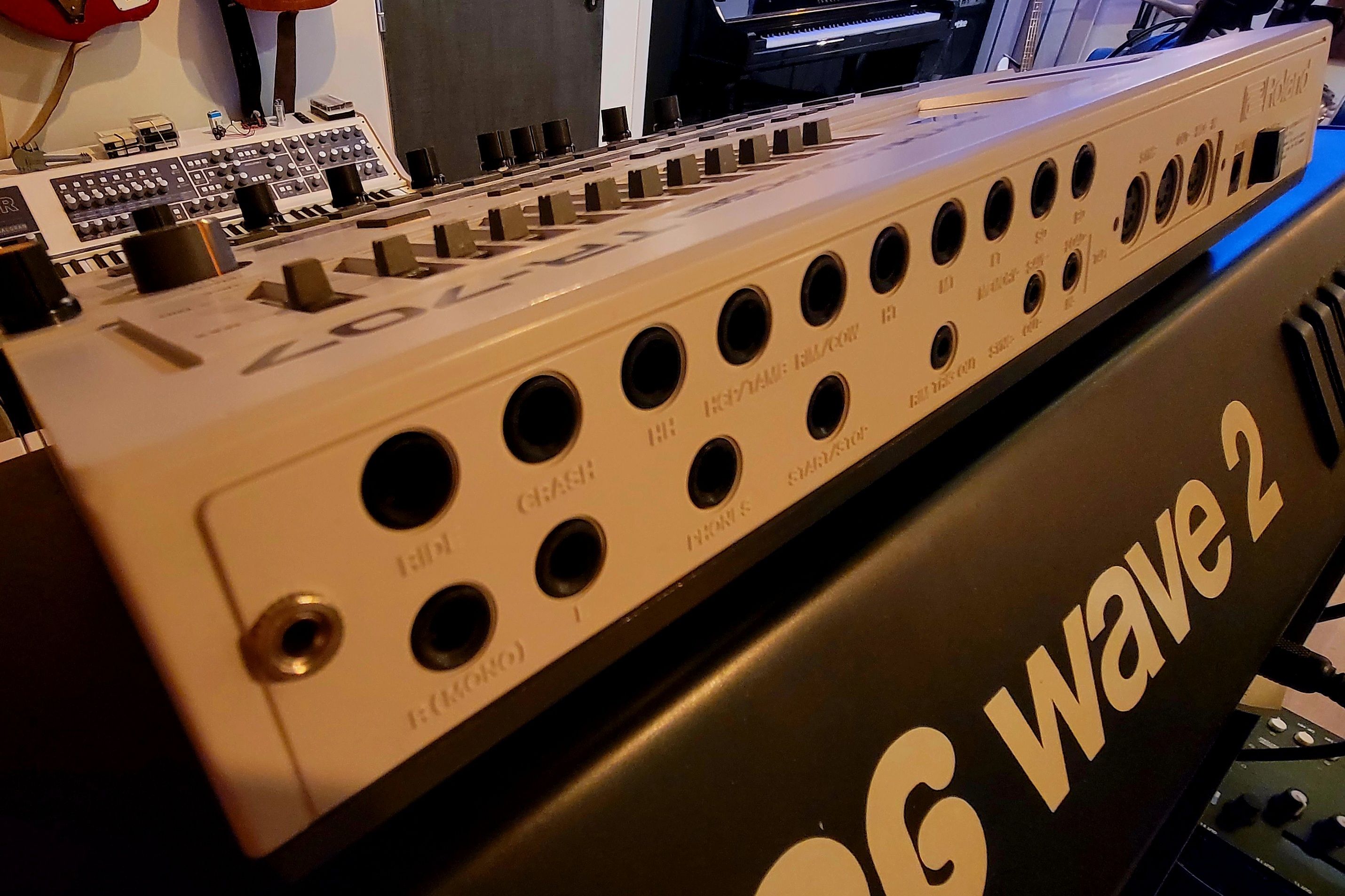Roland TR-707 (59062)