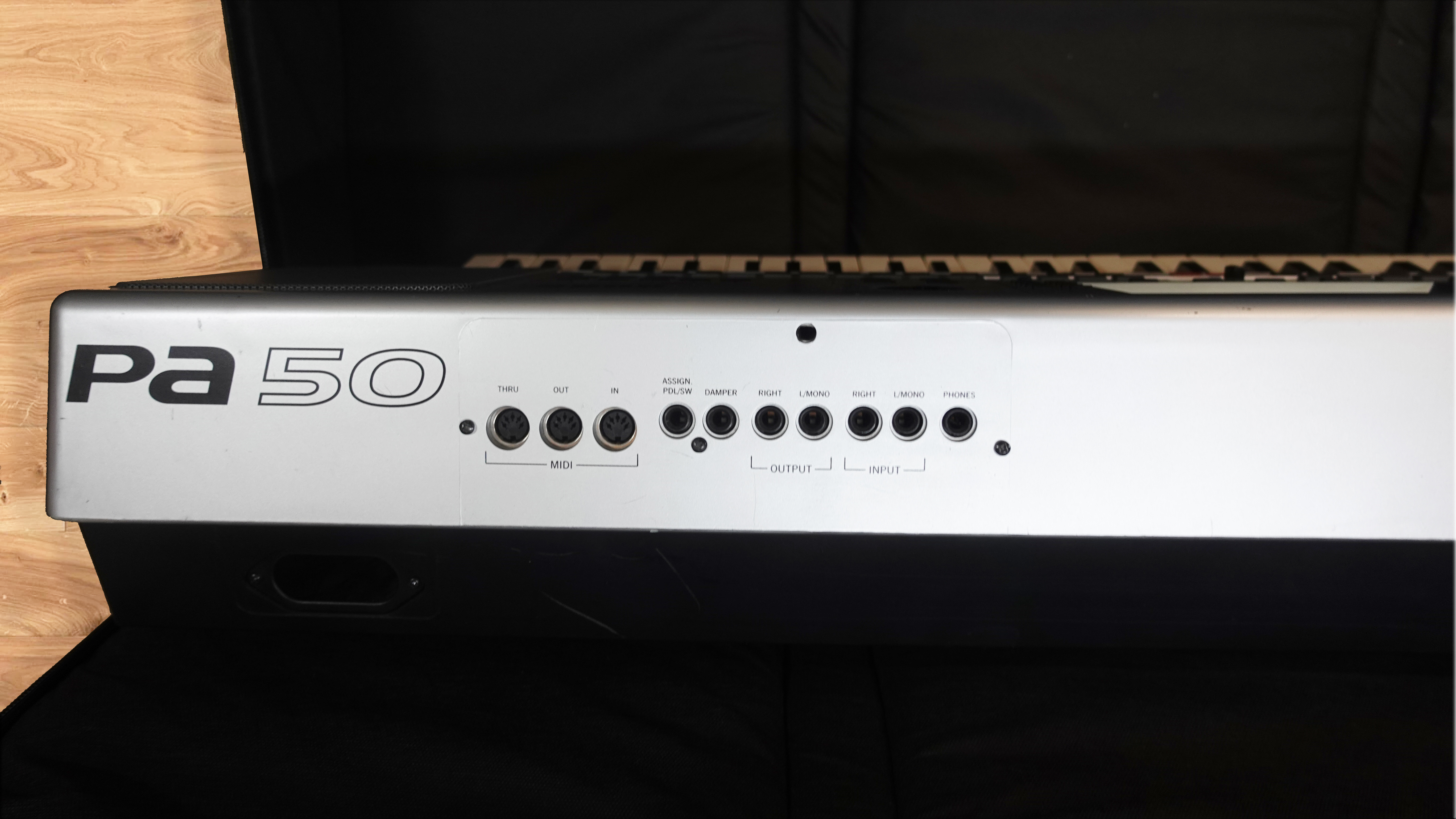 Korg Pa50 (38289)