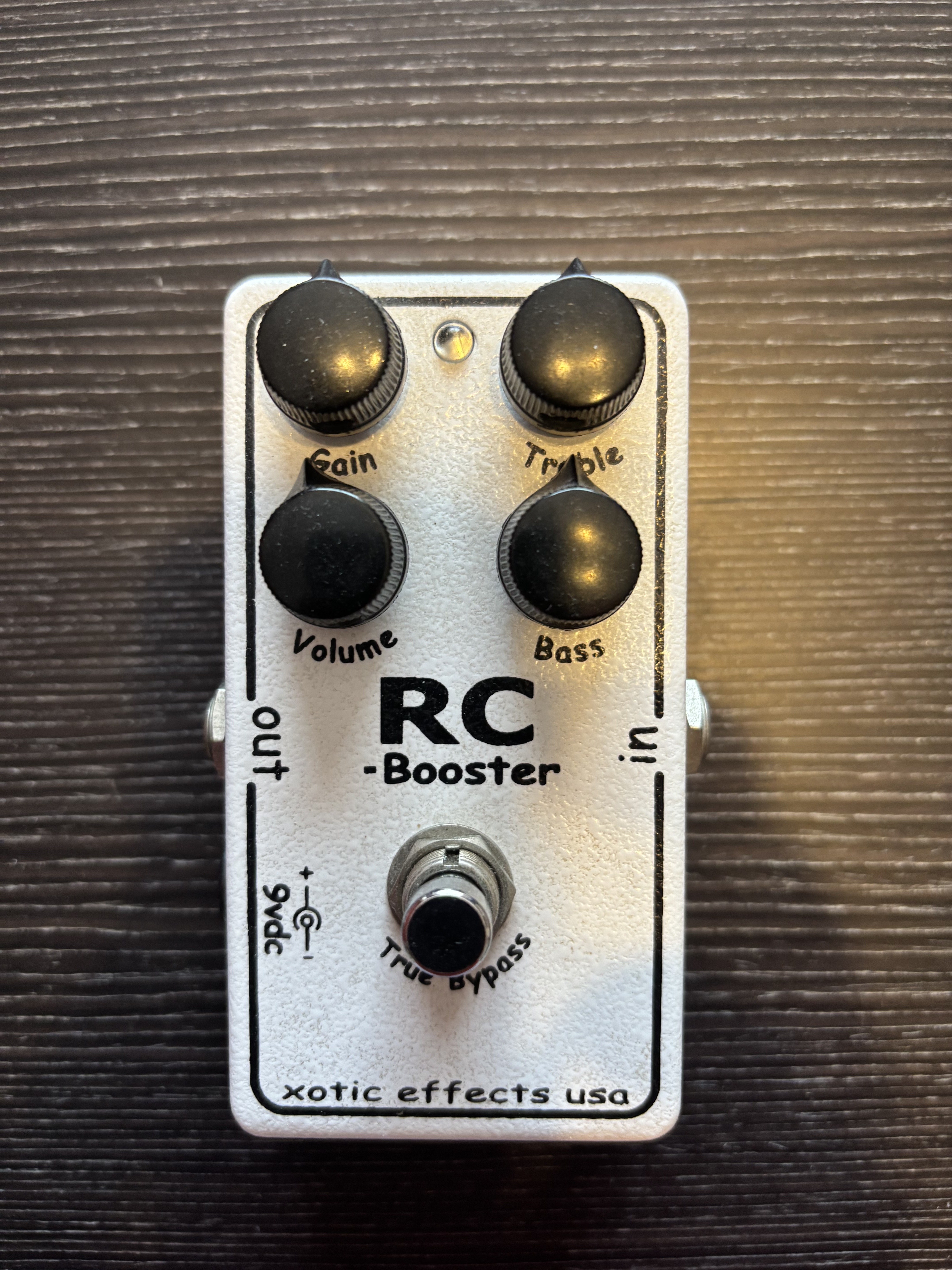 Vends Xotic Rc Booster V1!!! comme neuf, jamais sortie du home studio