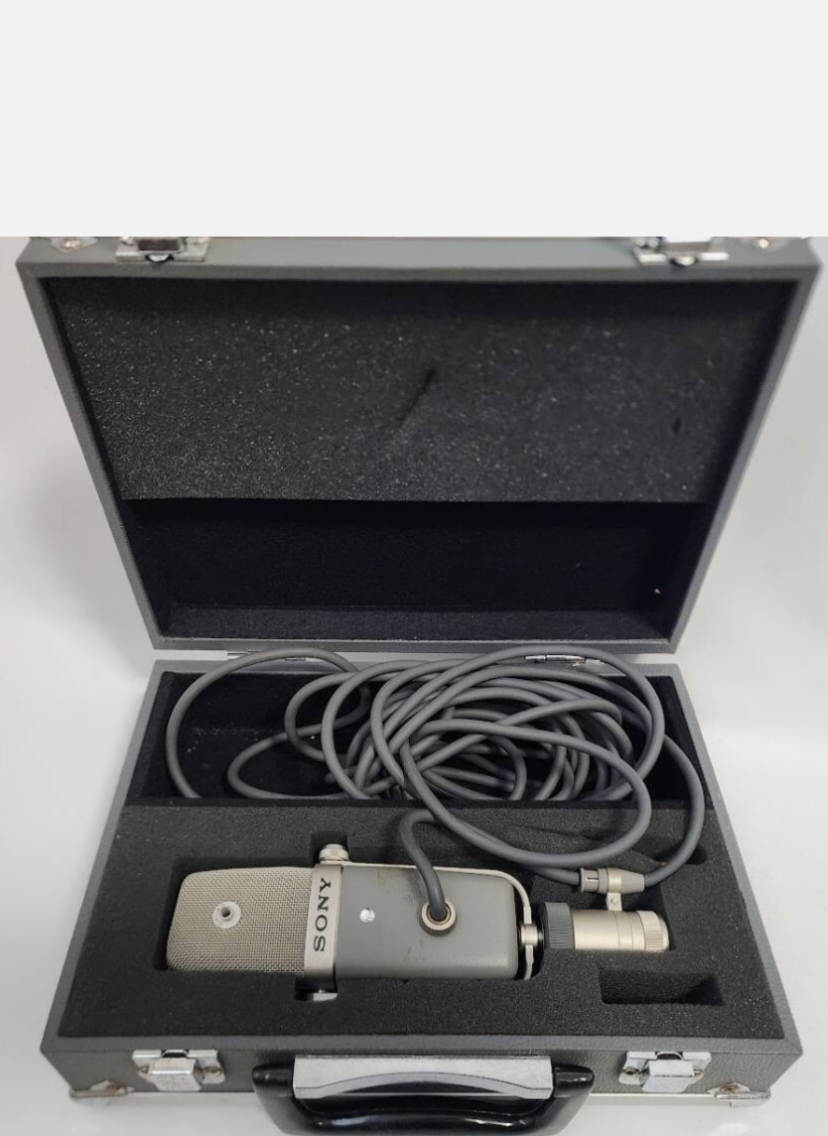 Vends Sony C38B - très bon etat 