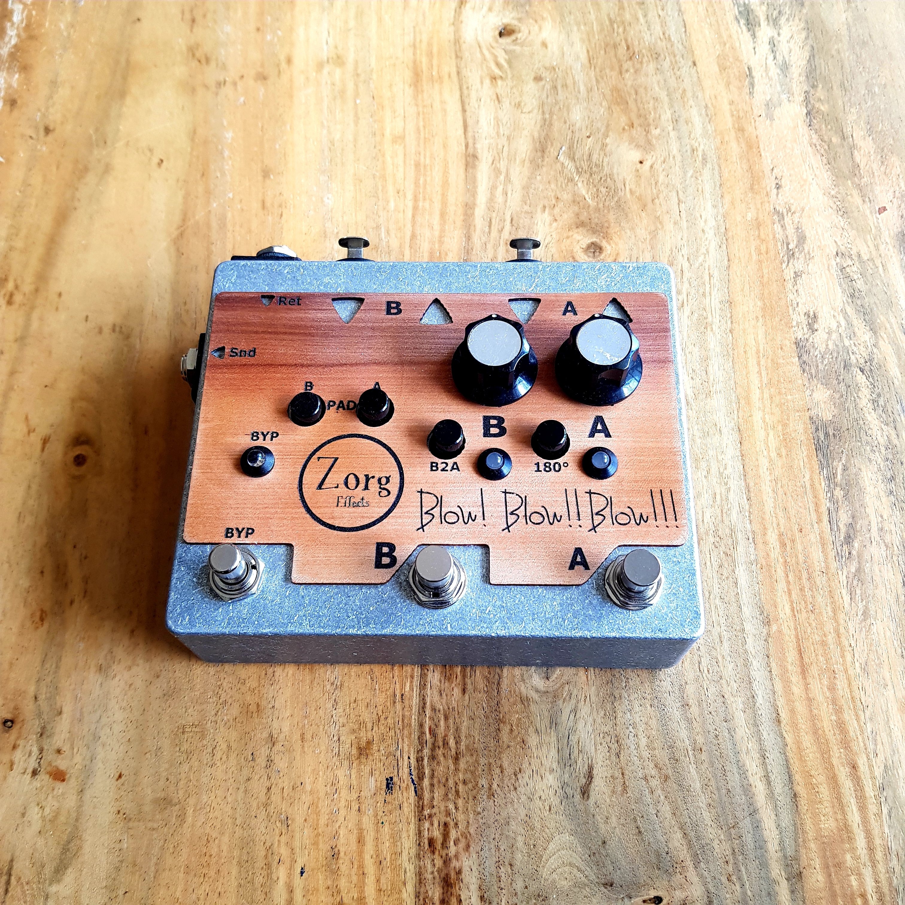 Vends - pré-ampli micro format pédale - Blow! Blow!! Blow!!! - Zorg Effect