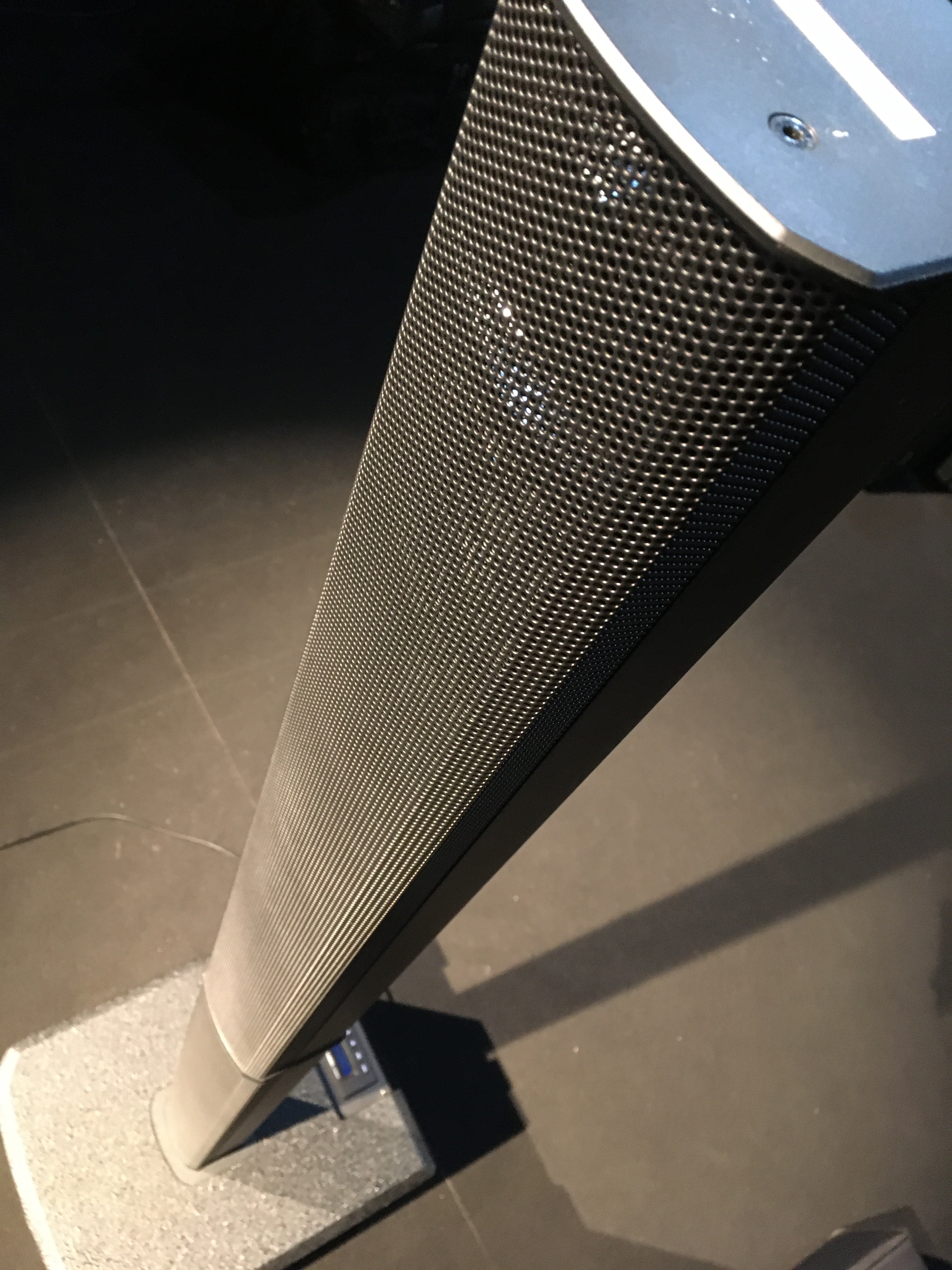 Turbosound iP2000 (87411)