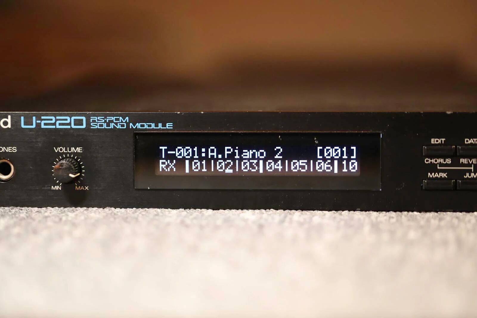 Ecran pour Roland U-220