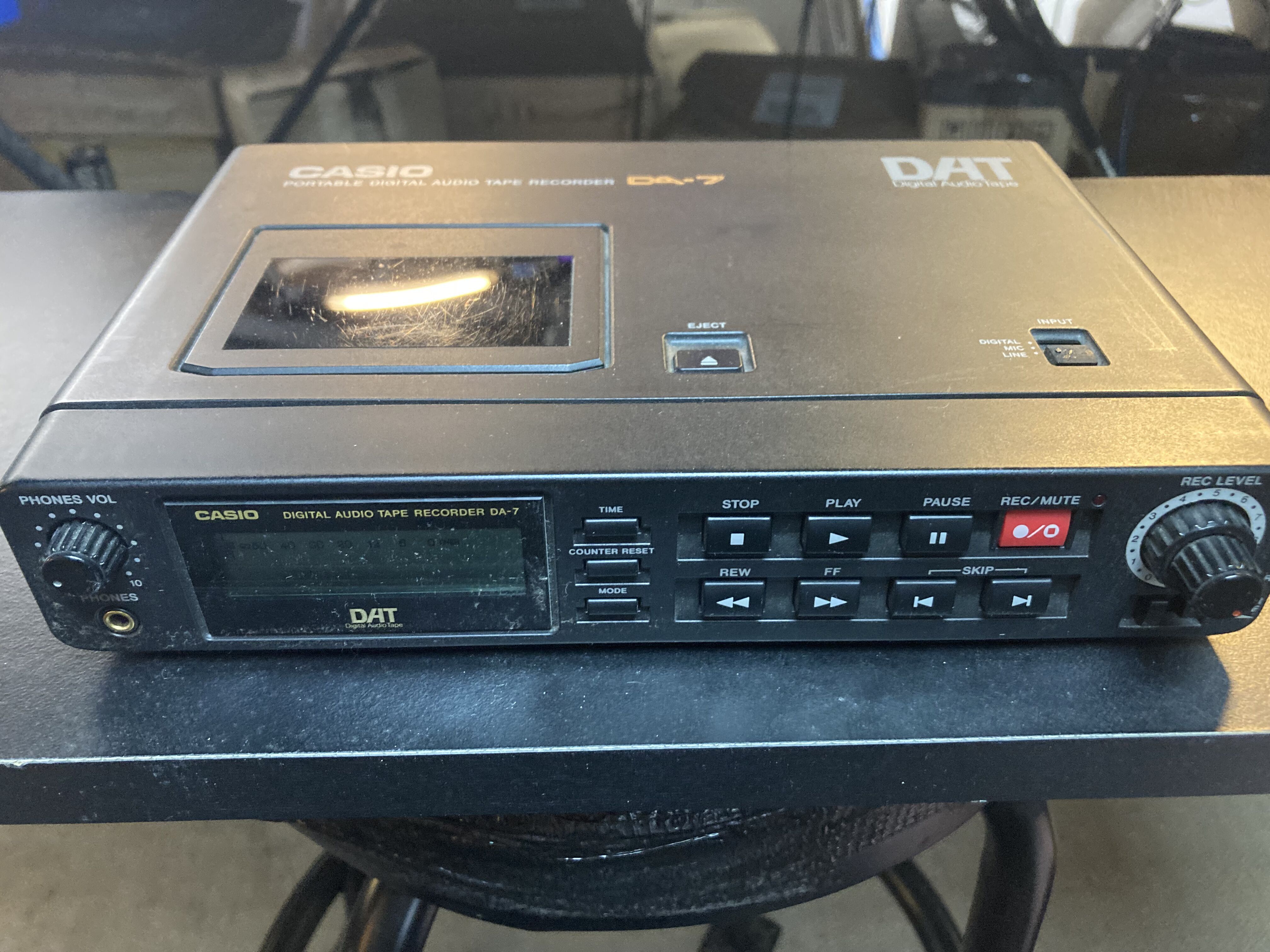 Casio DA-7 (DAT/Digital Audio Tape) pour révision/pièces