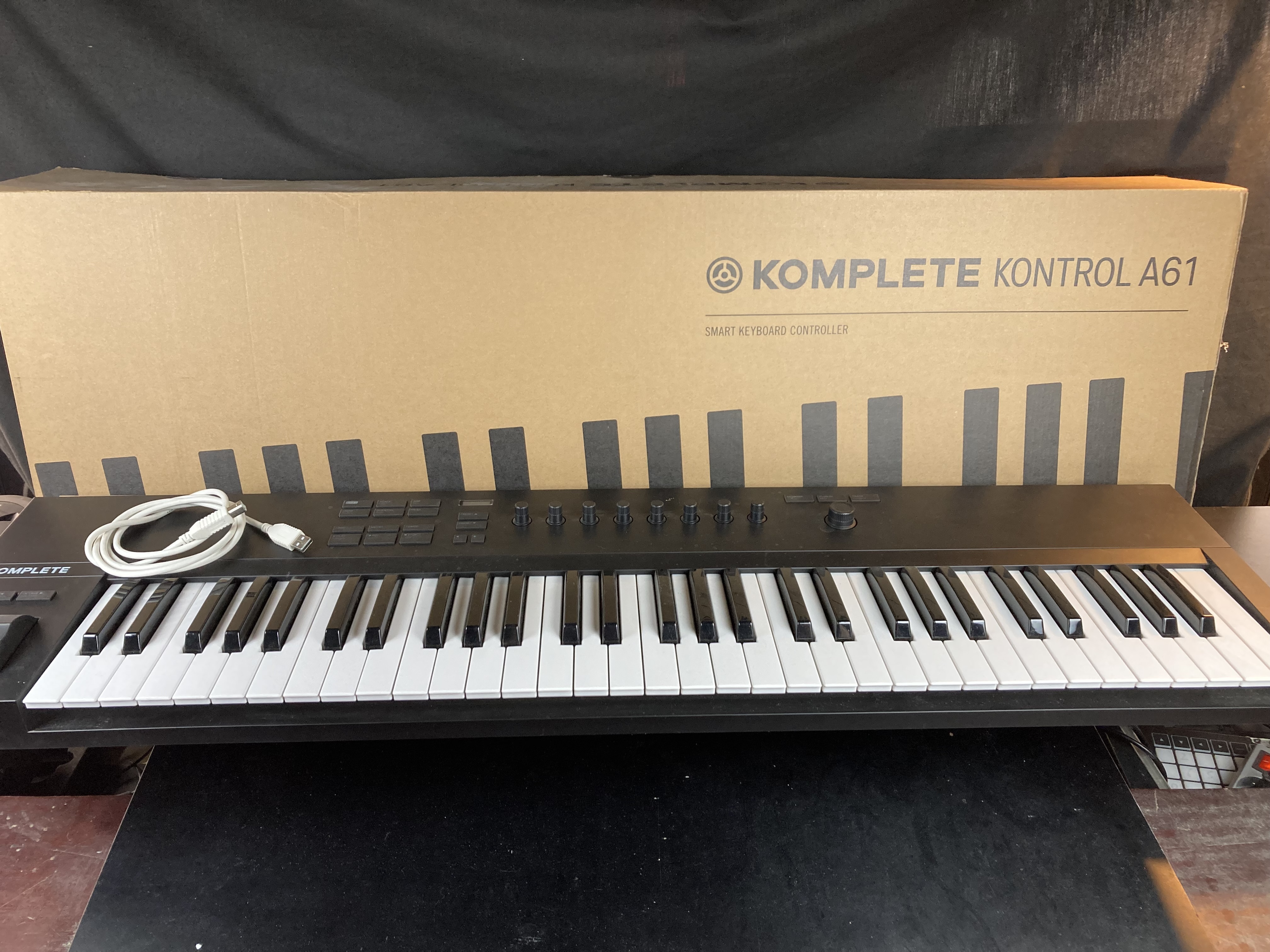 Komplete Kontrol A61