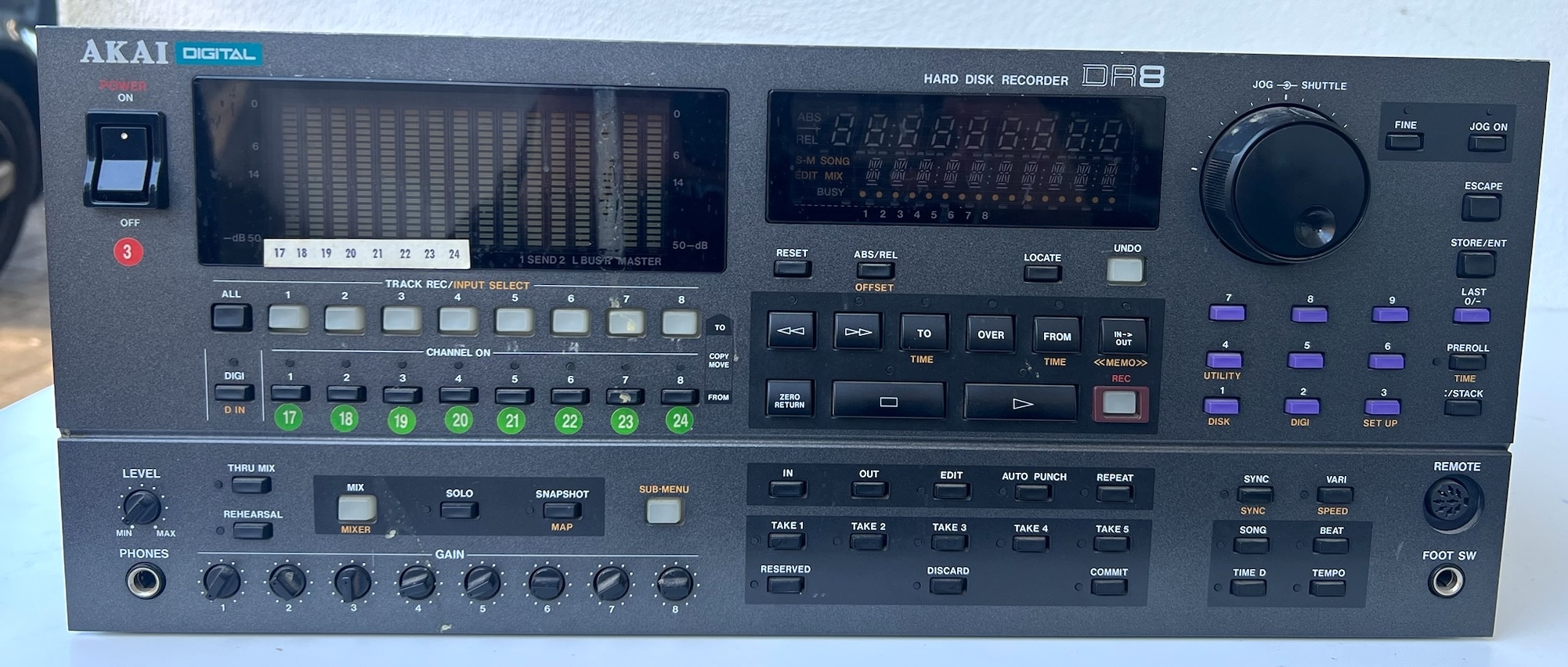 AKAI DR8 5