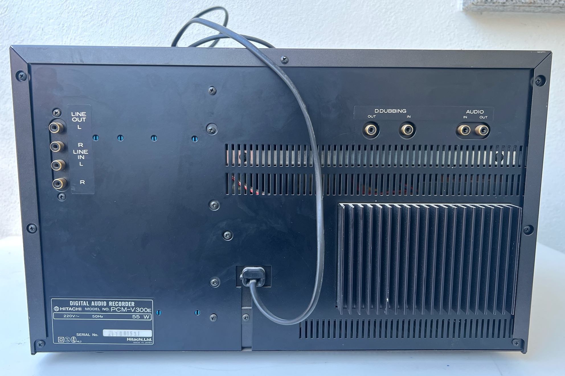 Hitachi PCM-V300E 2