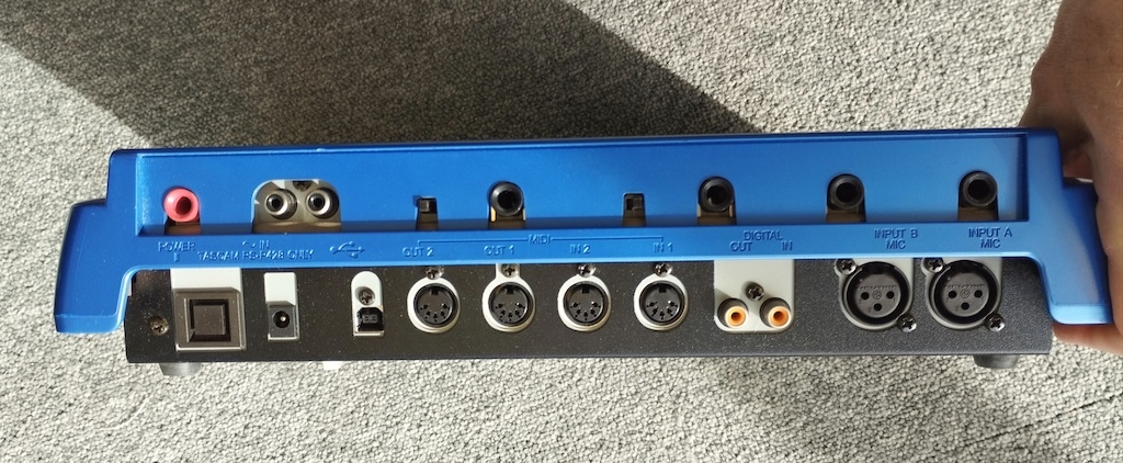 Tascam US-428 (40591)