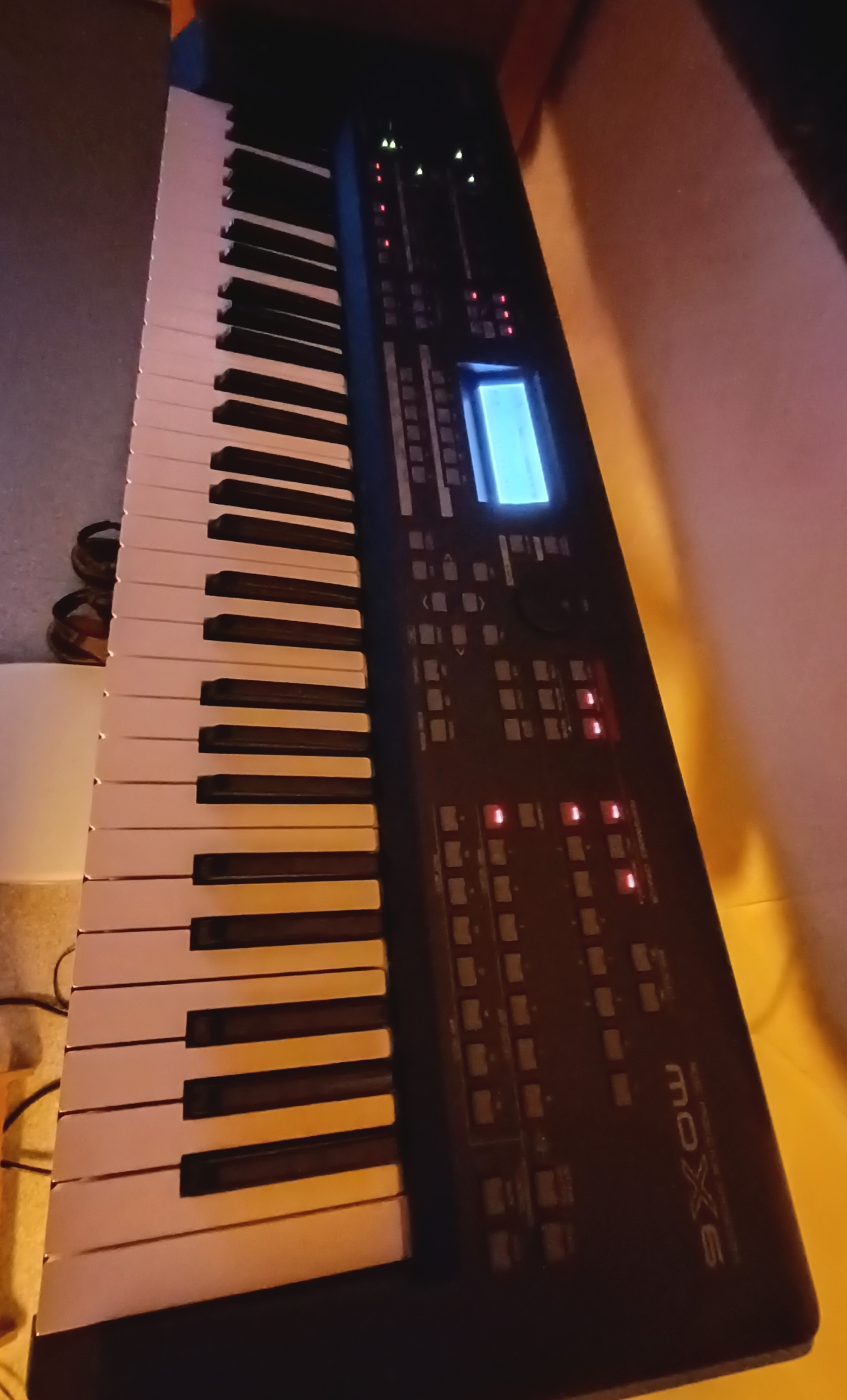 Yamaha MOX6 (60064)