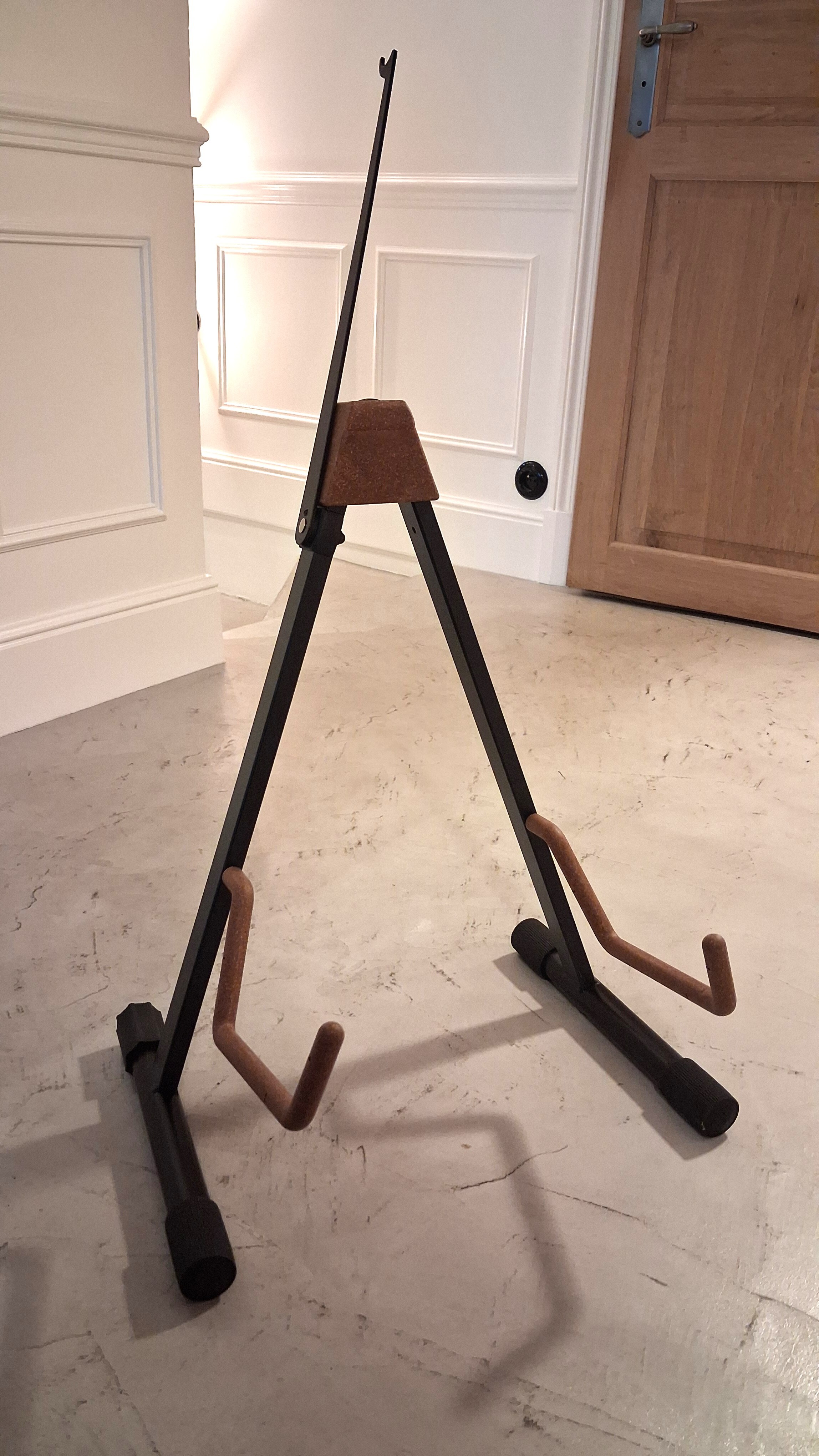Stand violoncelle K&M