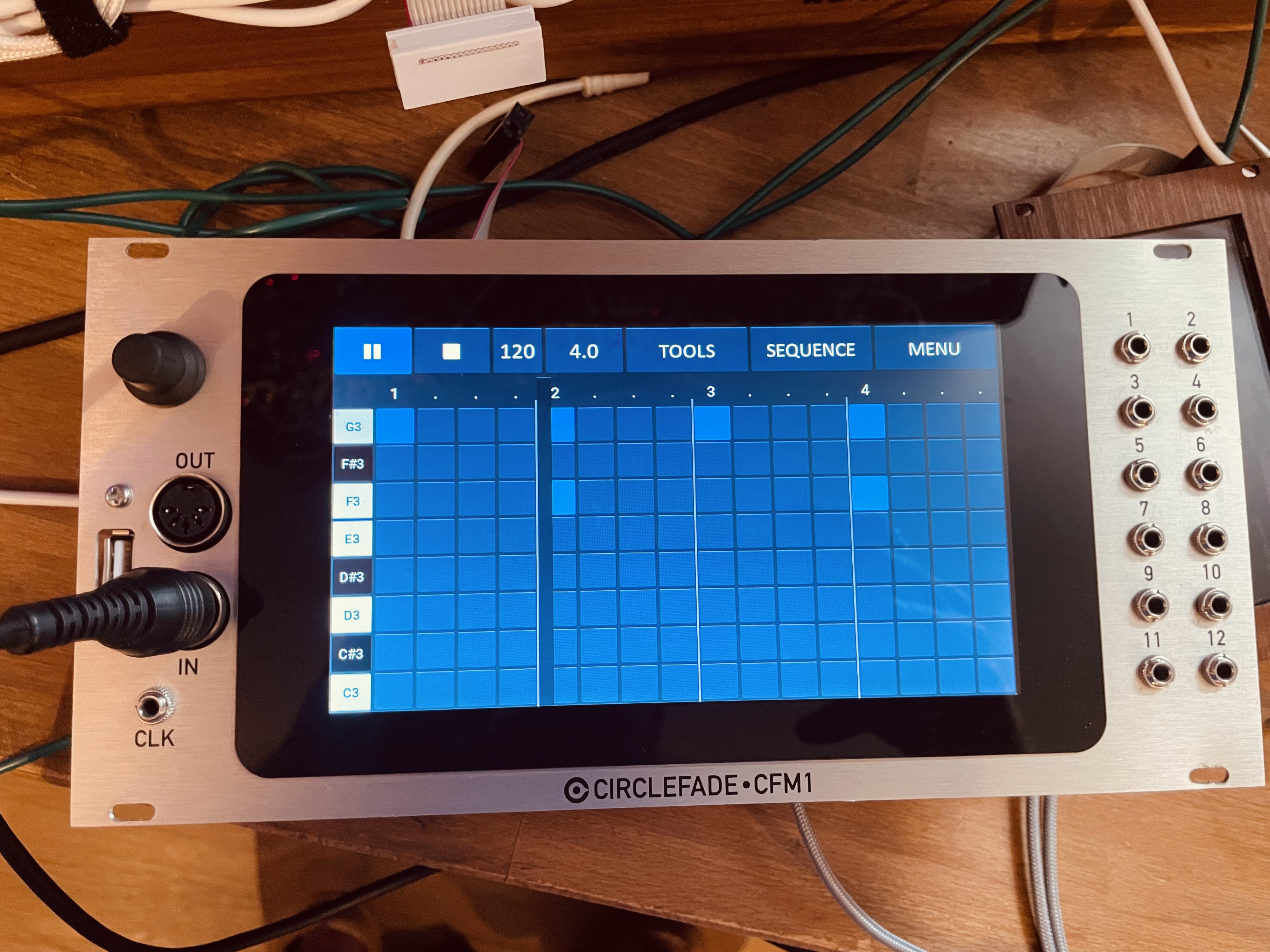 Circlefade CFM1 Eurorack sequencer