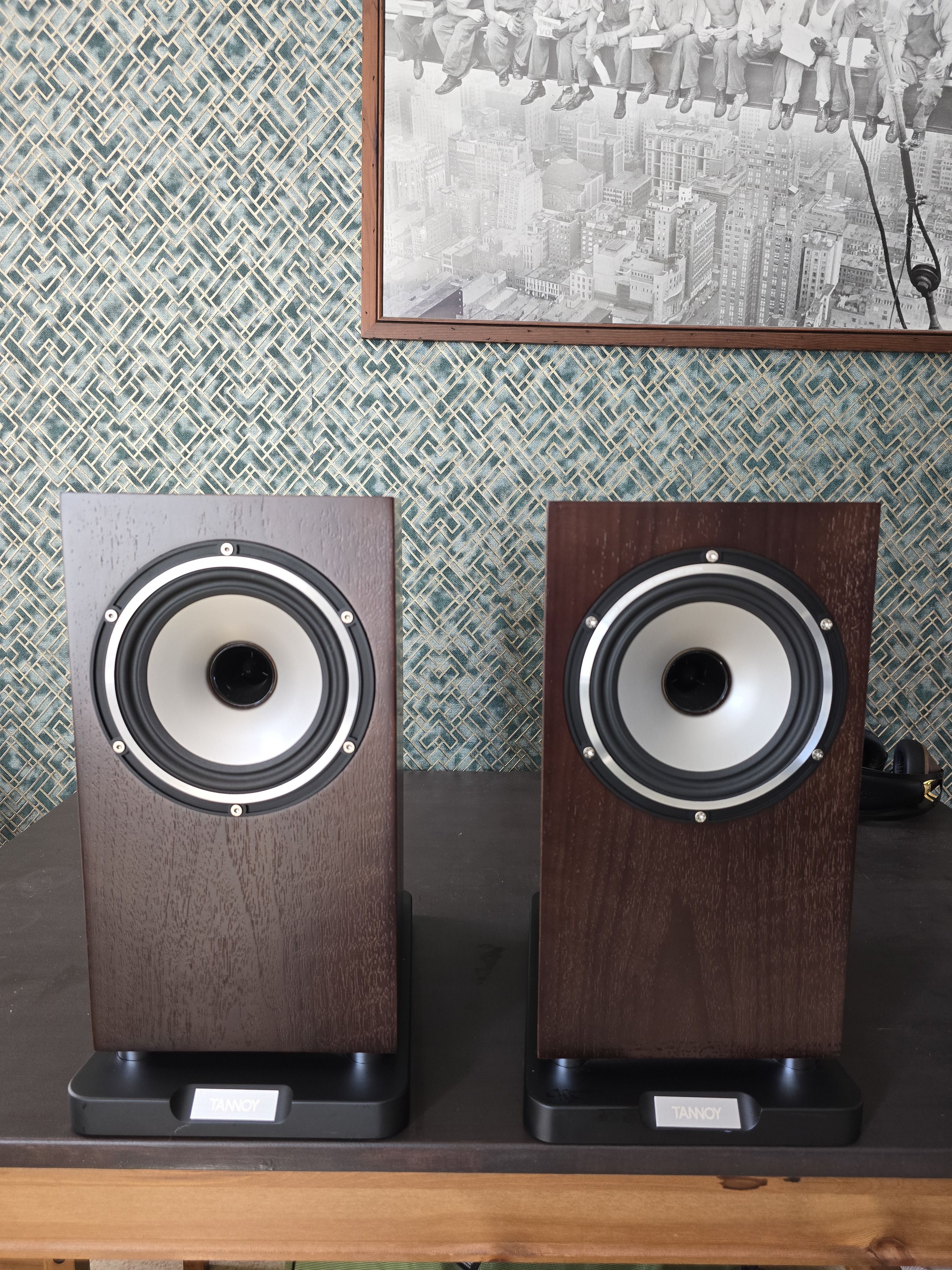 Enceinte bibliothèque Tannoy révolution XT6 