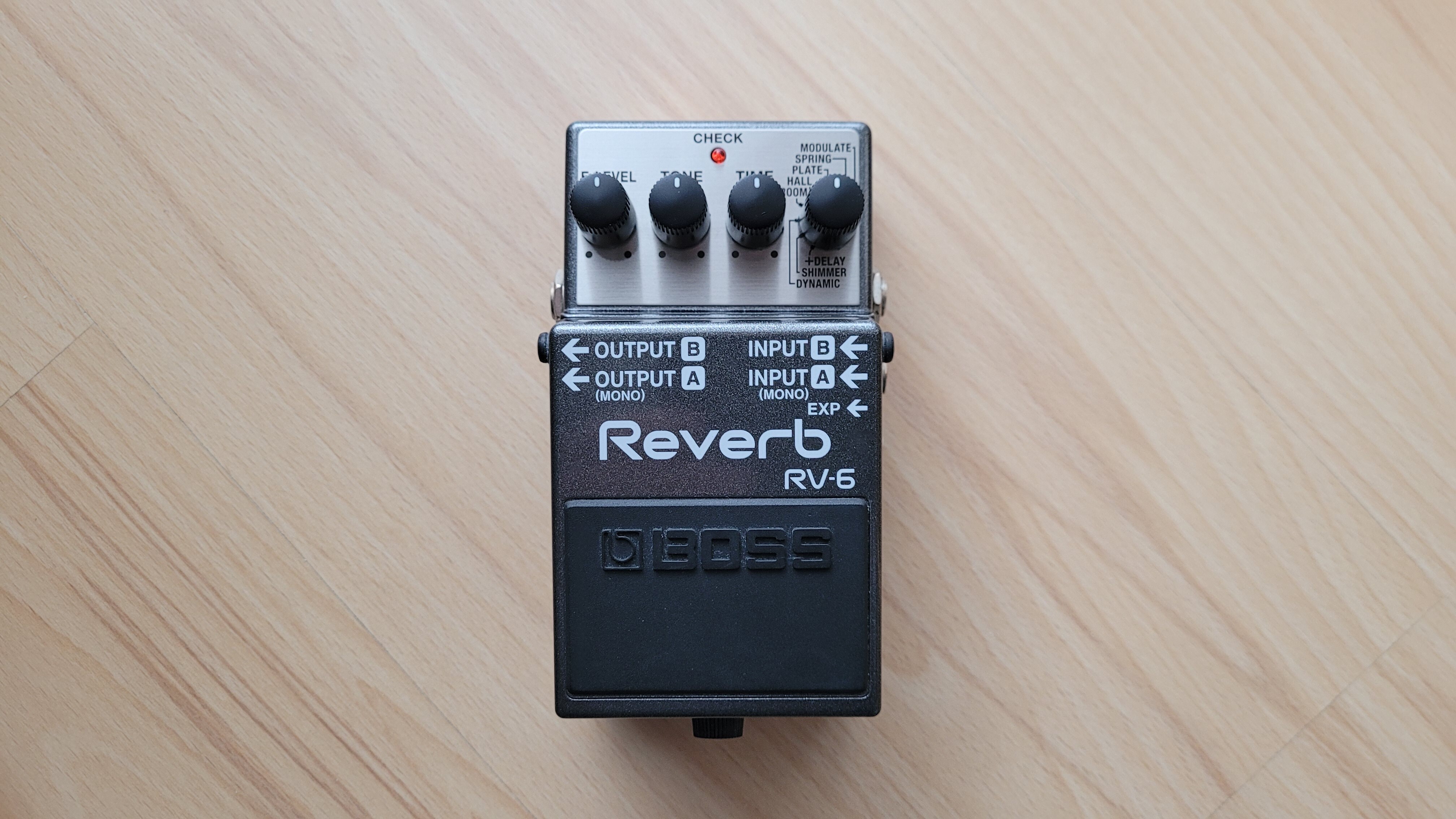 Vends Boss RV-6 Reverb