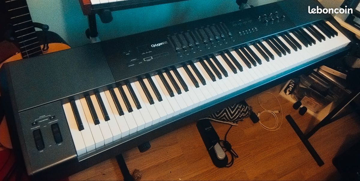 M audio oxygène 88 piano contrôleur midi