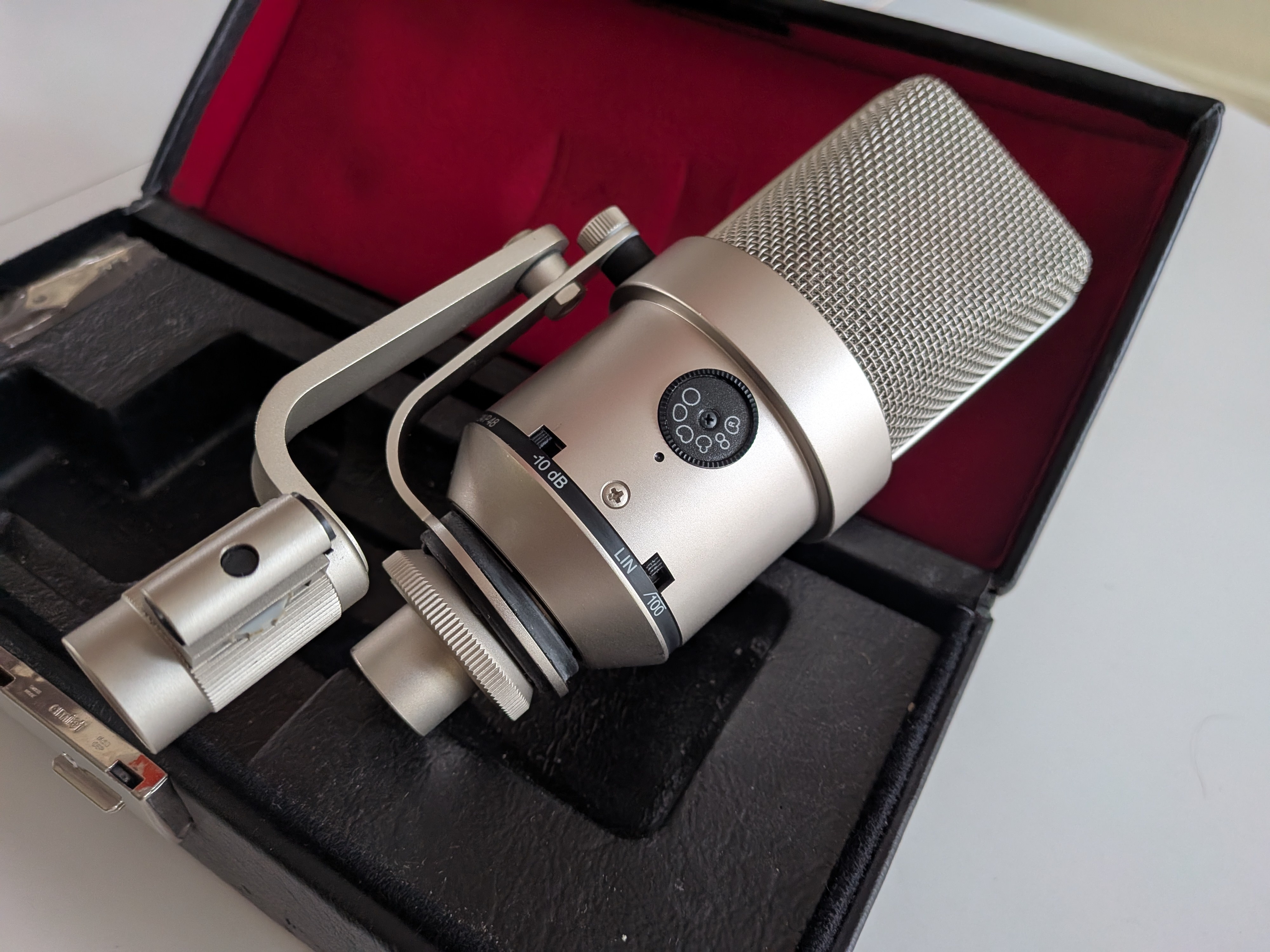 Neumann TLM 170