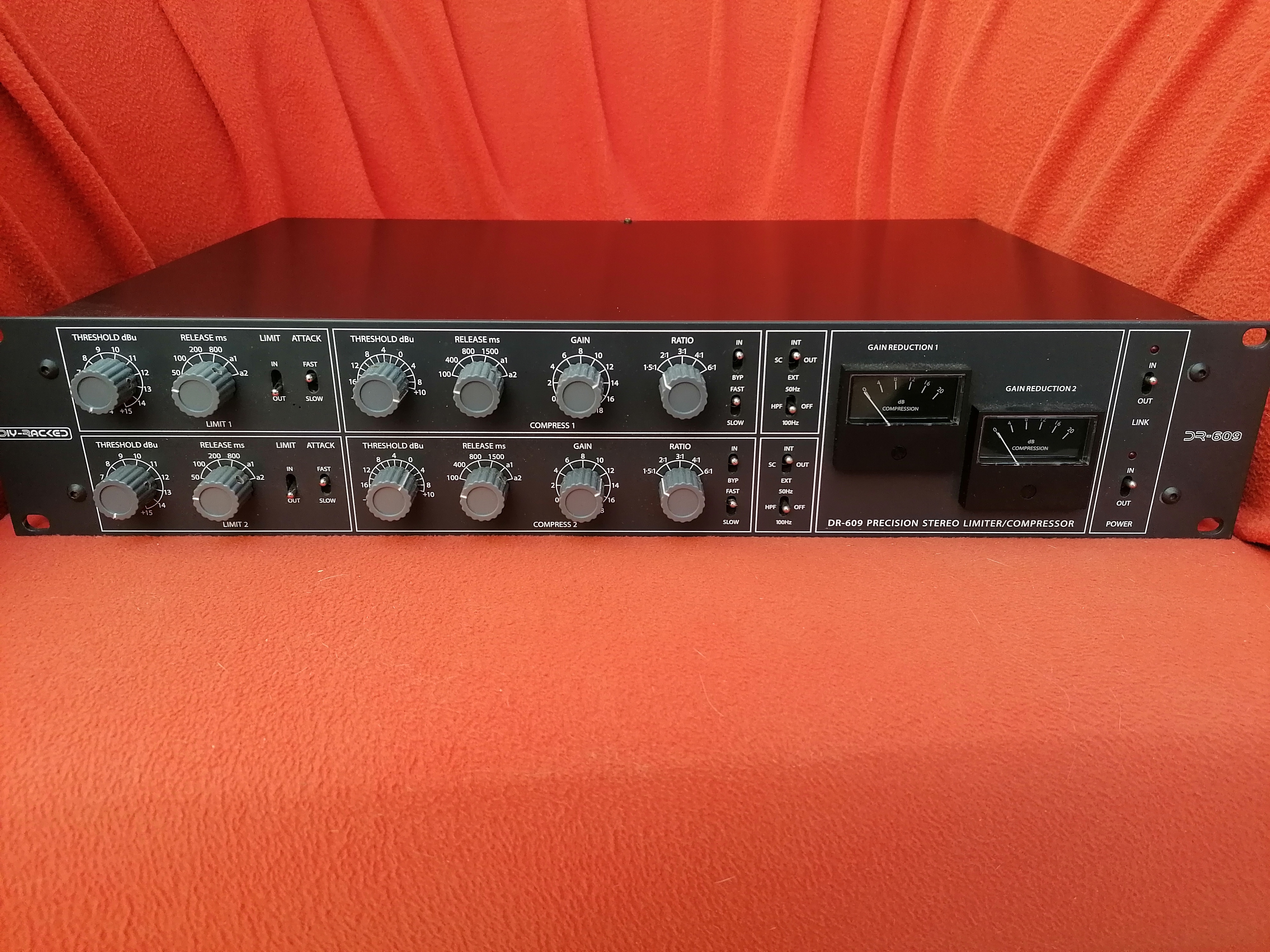 Neve 33609 compresseur clone unique et de haute qualité avec transformateurs vintage originaux Belclere et Marinair