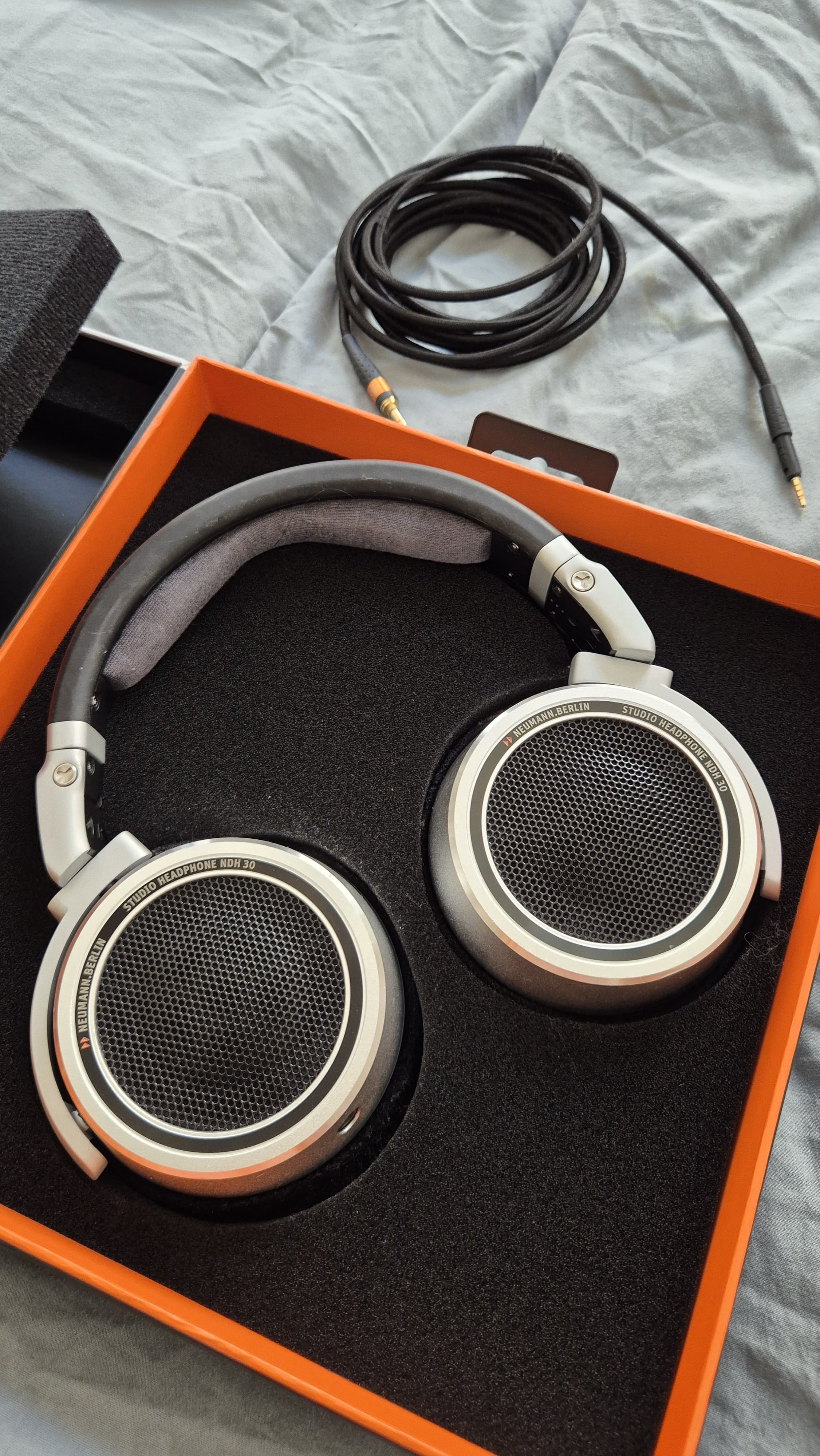 Neumann NDH 30 (14536)