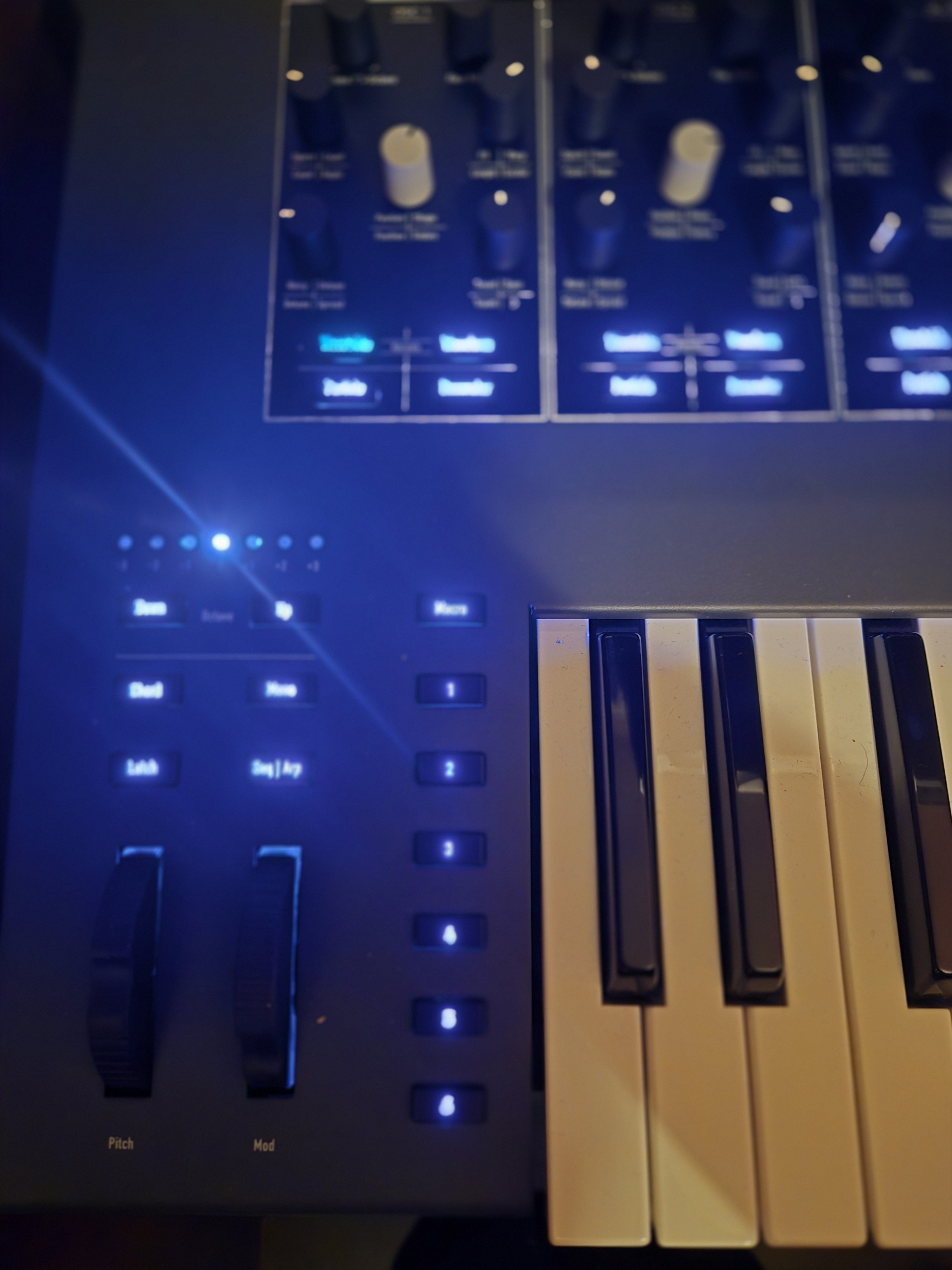 Waldorf Iridium Keyboard (76790)