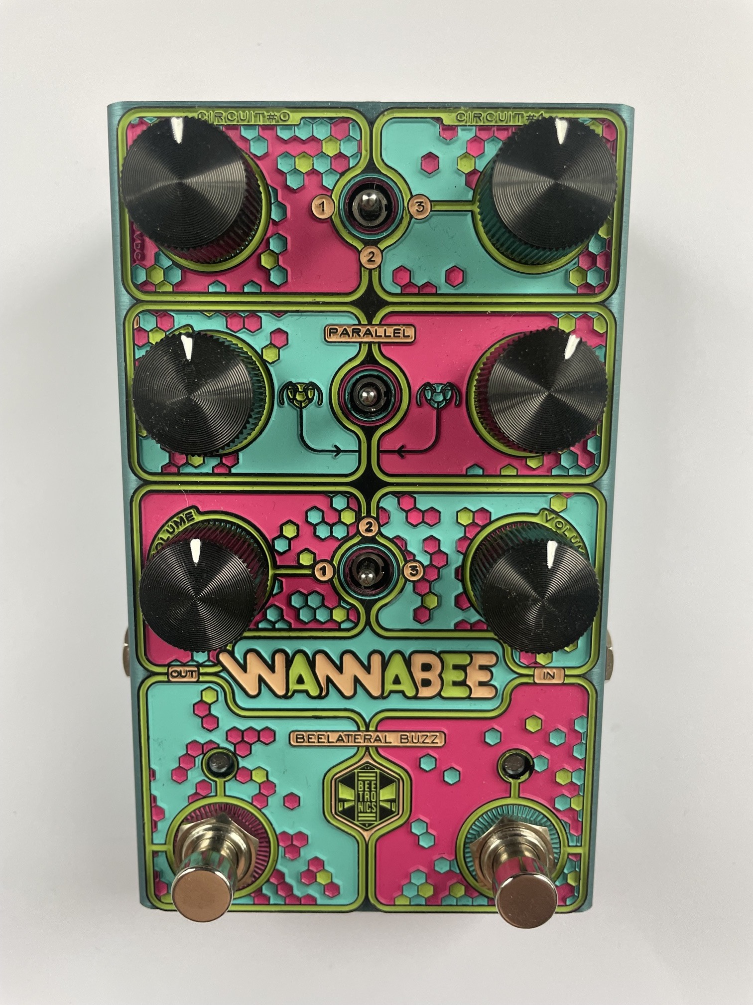Beetronics Wannabee - Beelateral Buzz