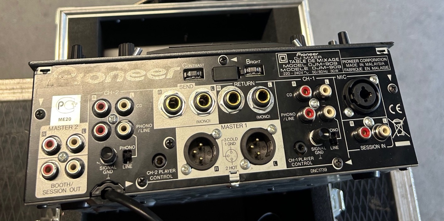 Pioneer DJM-909 (96025)