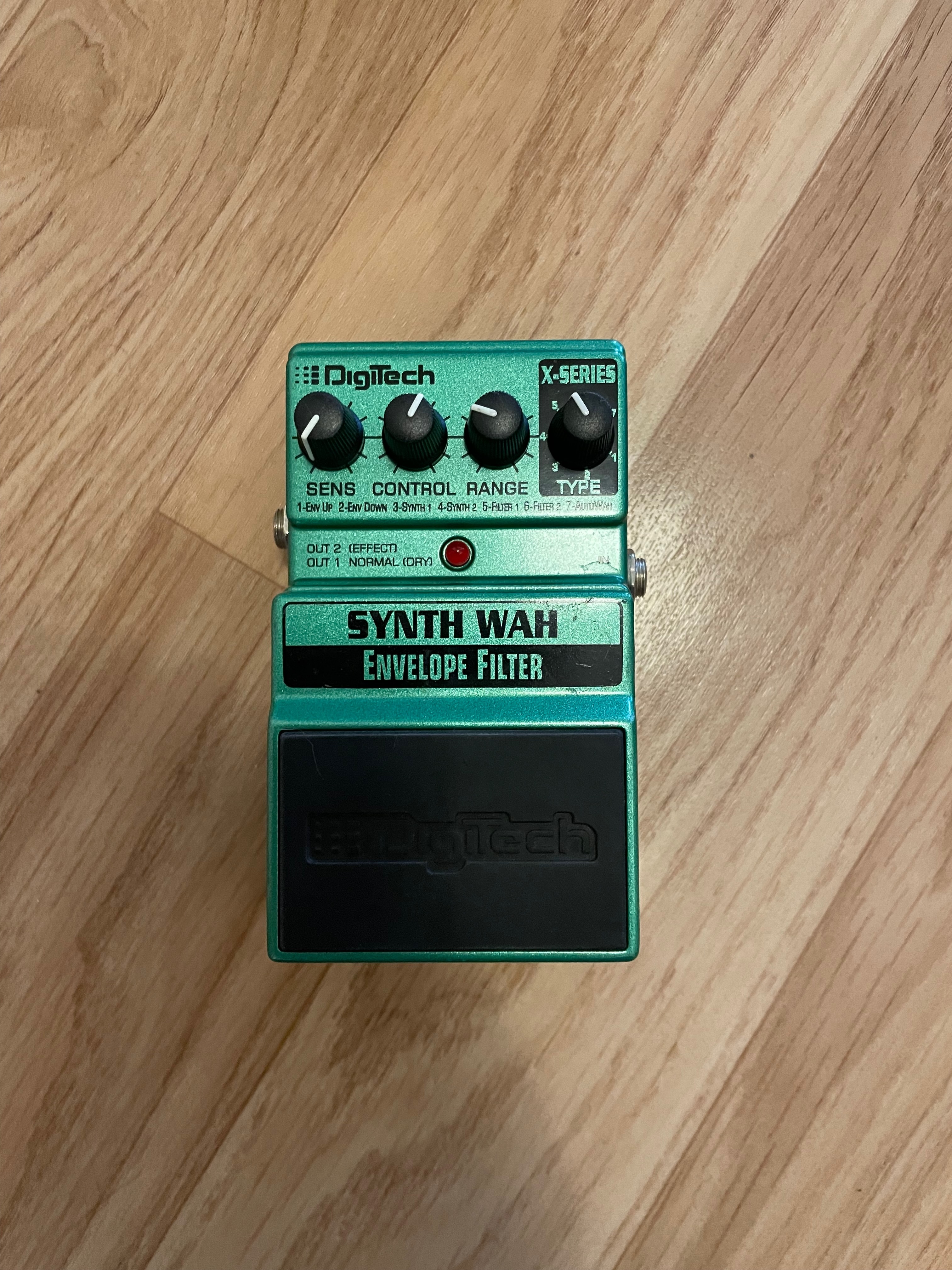 Vends Digitech Synth Wah