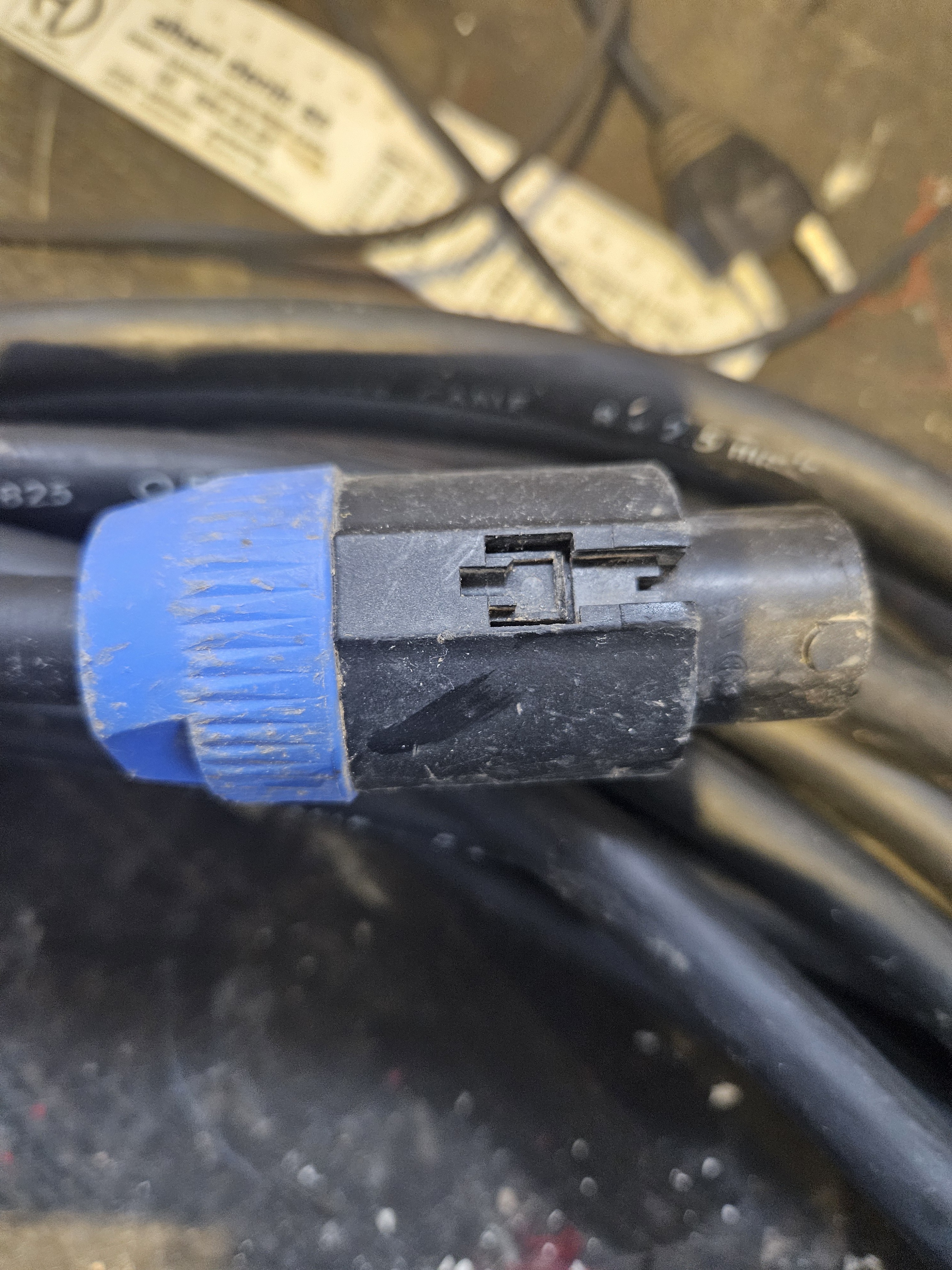 Vends 2 câbles 20m fastline