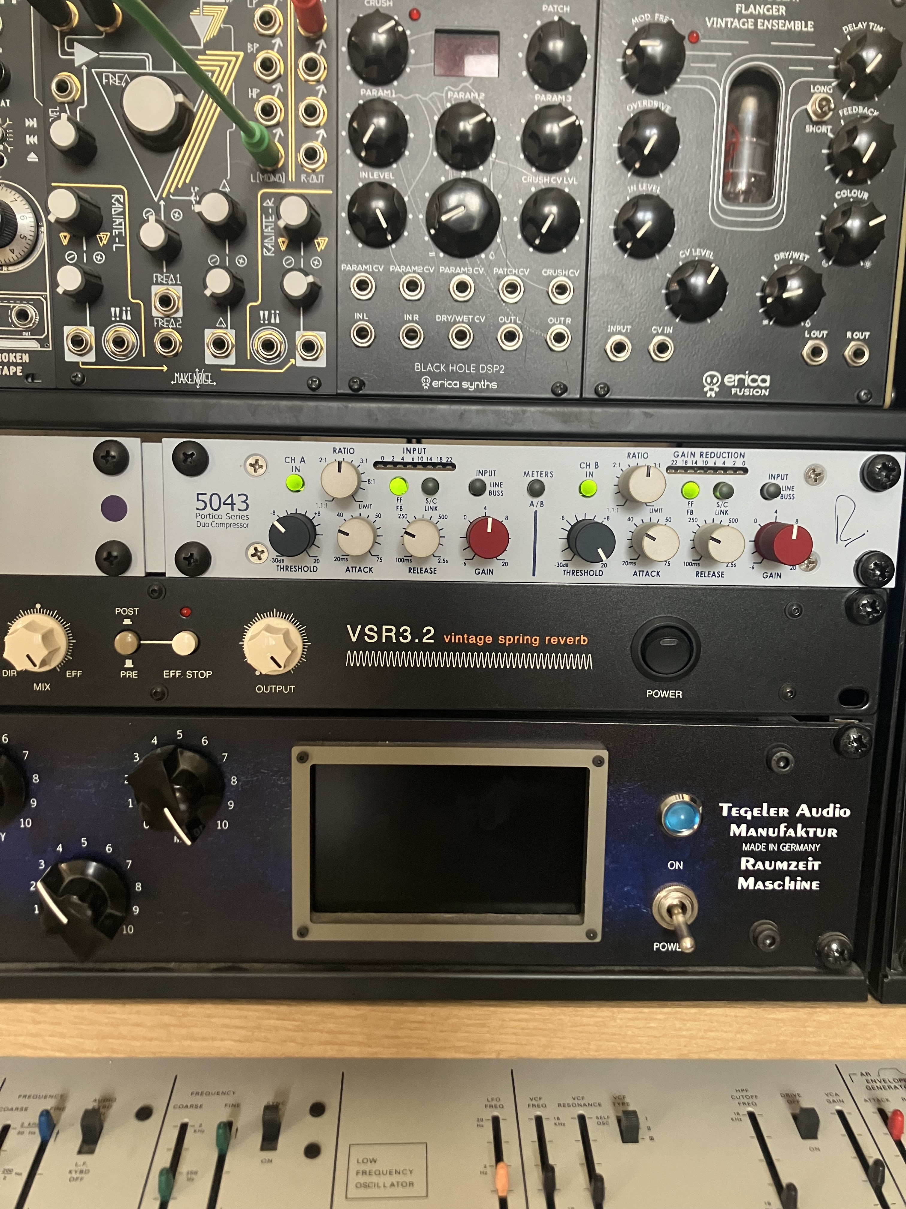 Vends Rupert Neve Design 5040 Stereo Compressor