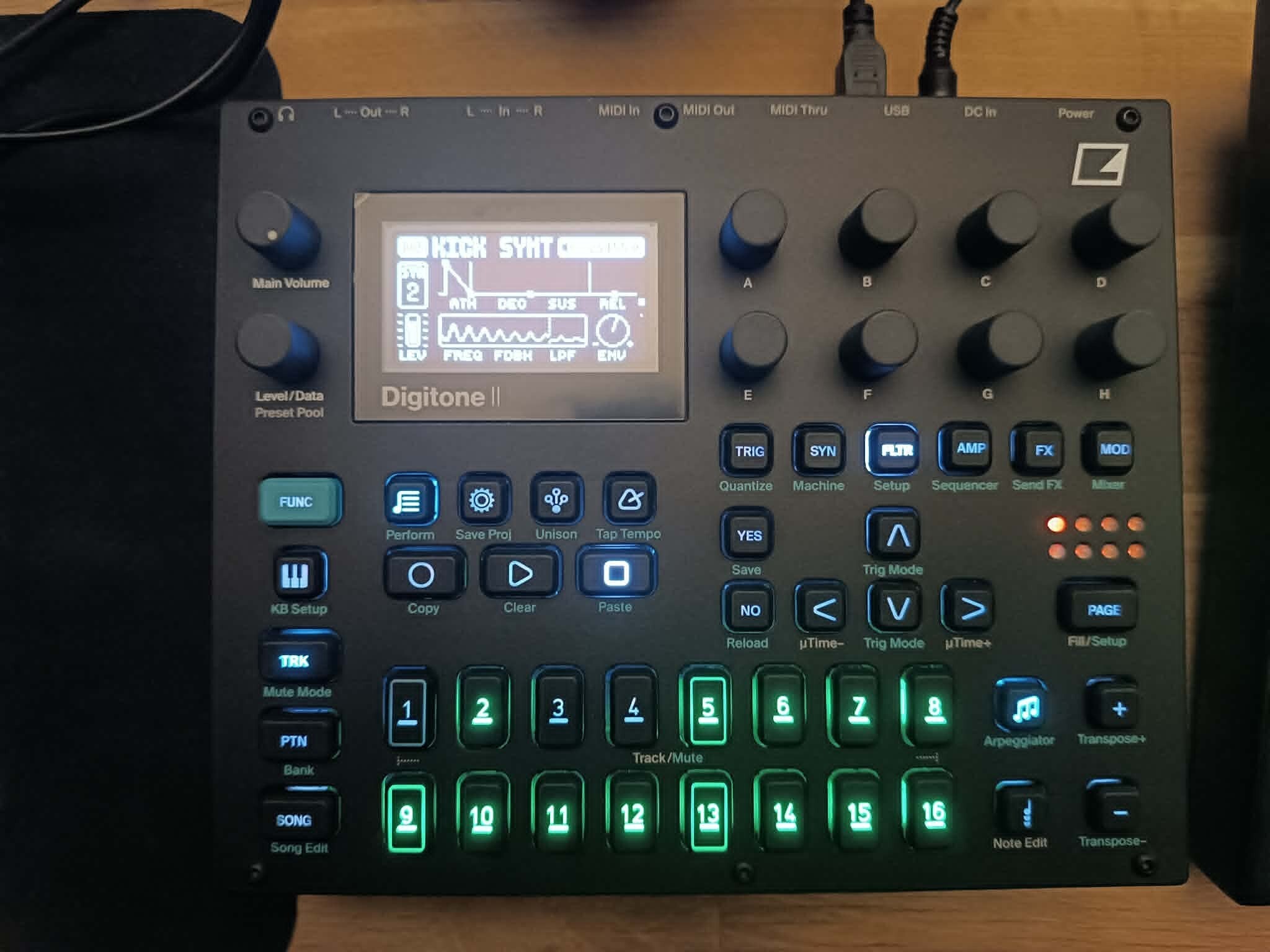 Vends Digitone II sous garantie