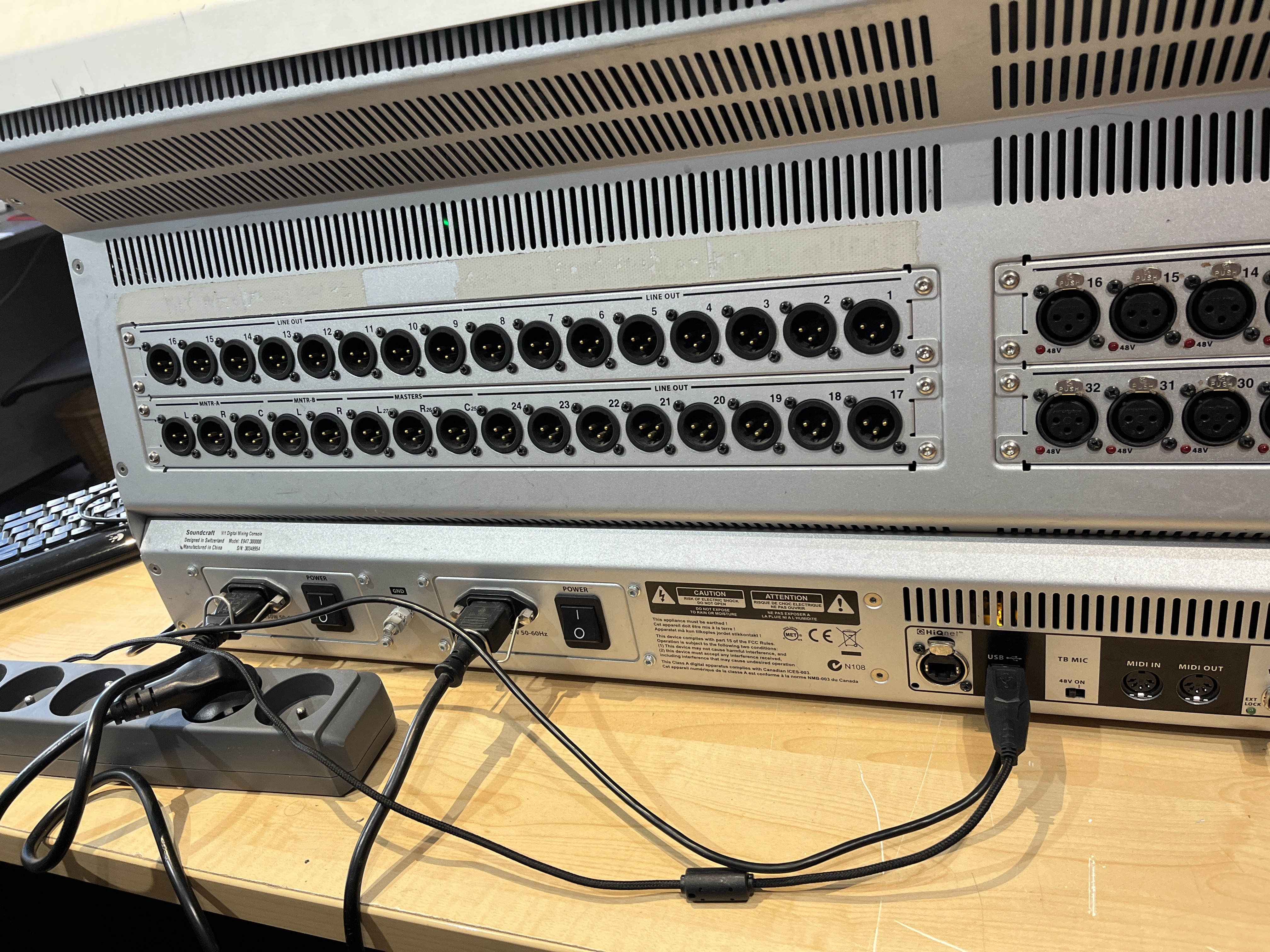 Soundcraft Vi1 (66779)