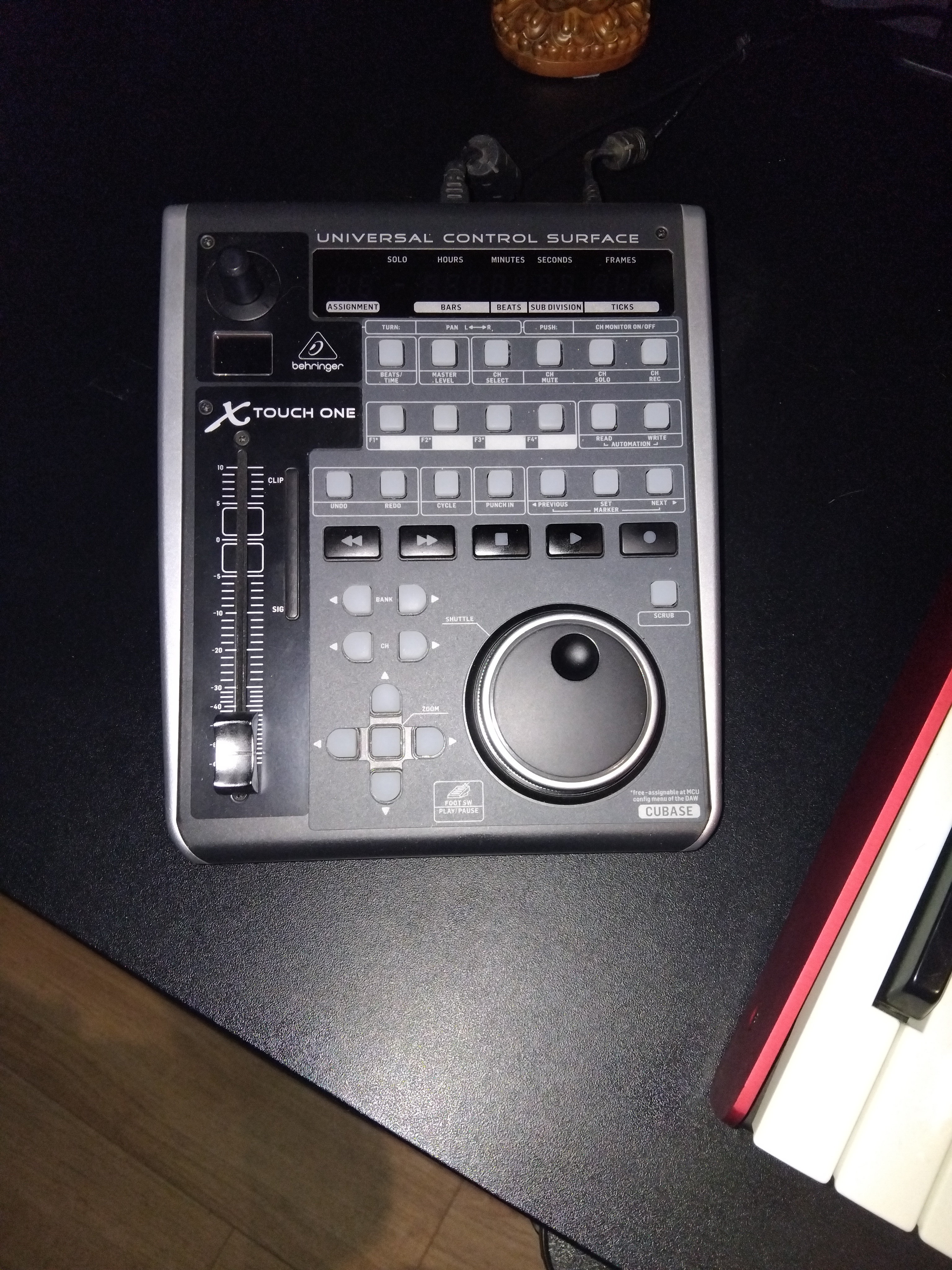 X touch one Behringer 