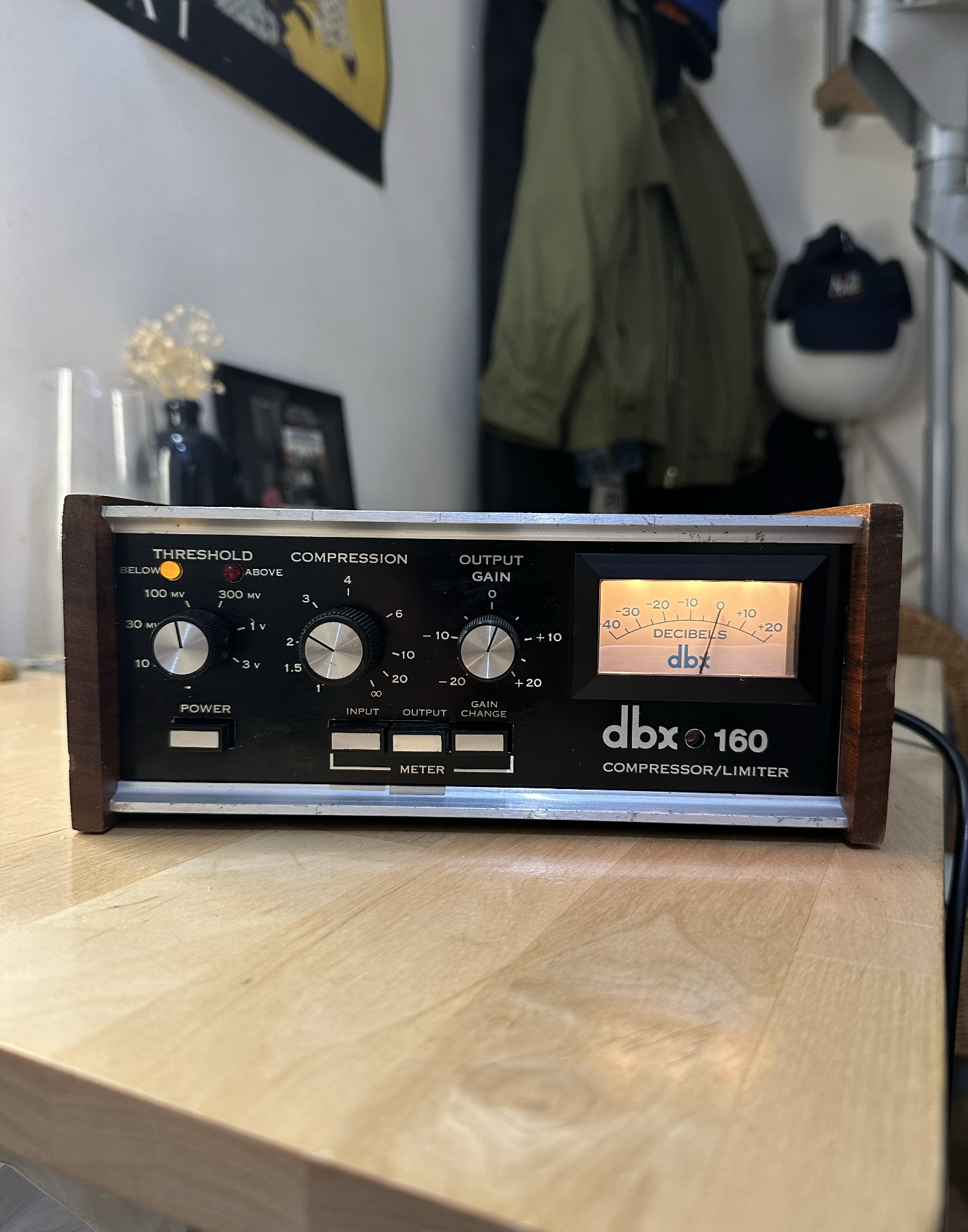 Vends DBX 160VU vintage en excellent état