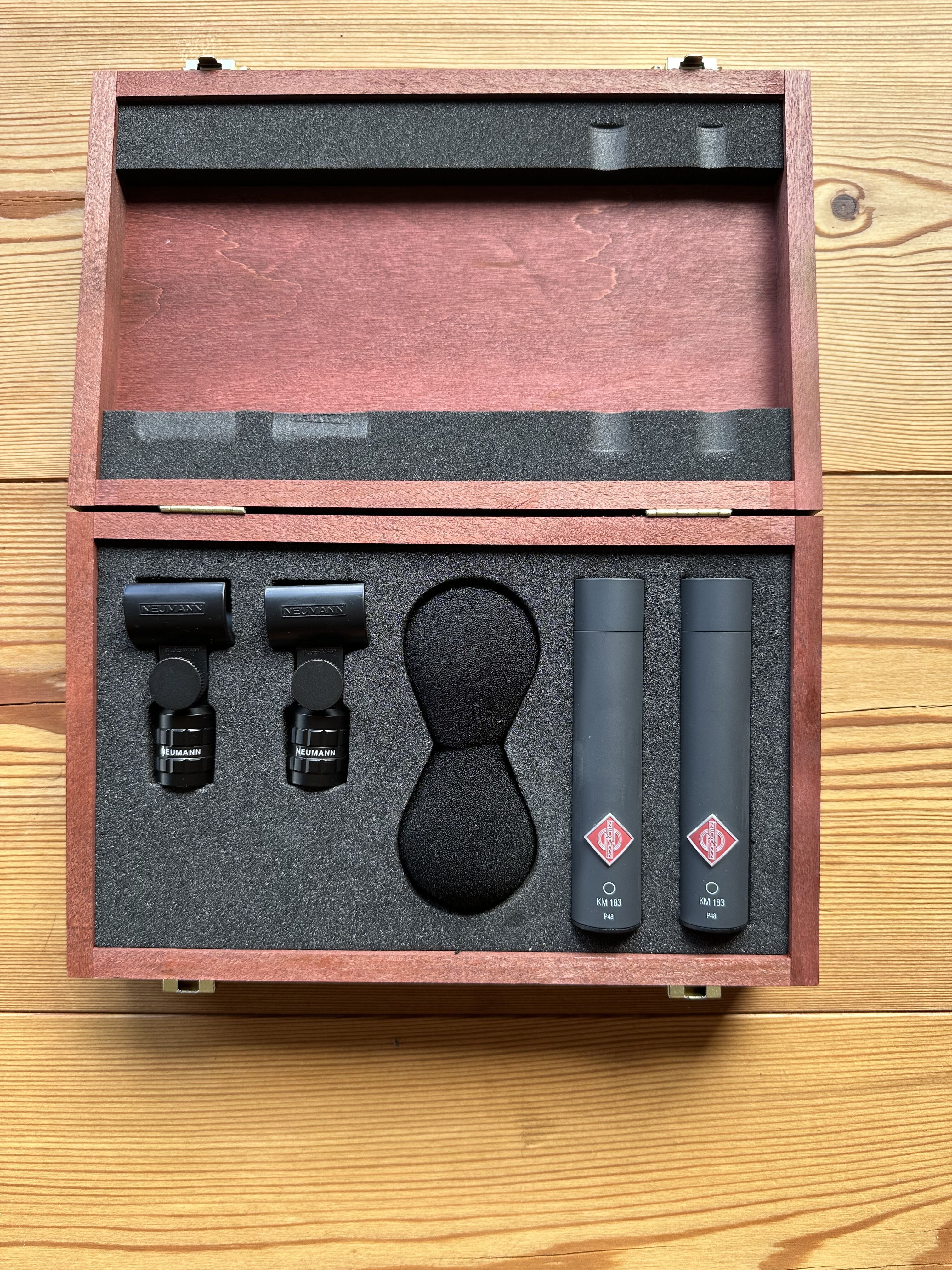 Neumann Stereo set KM 183 
