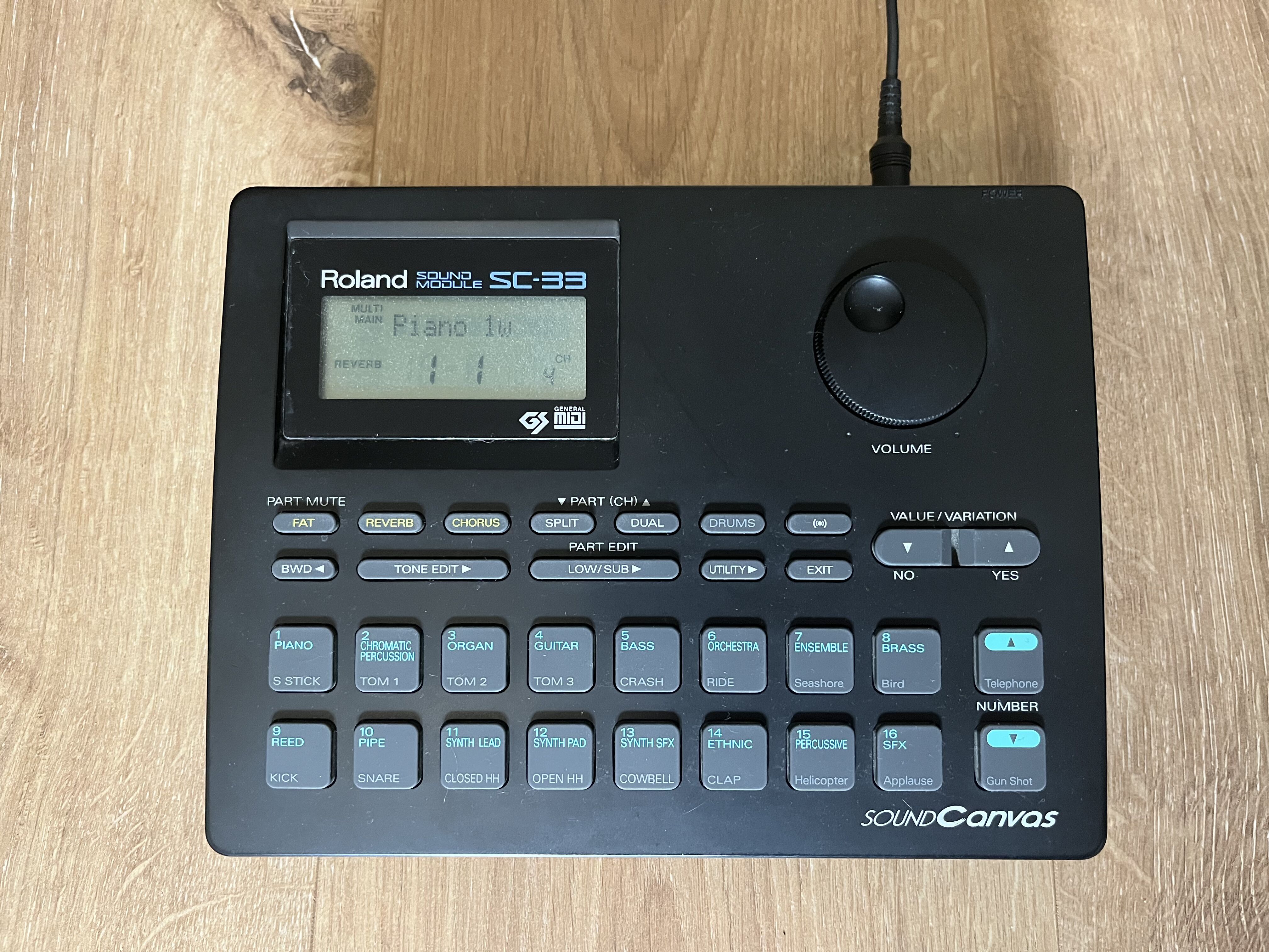 Roland SC-33 (23583)